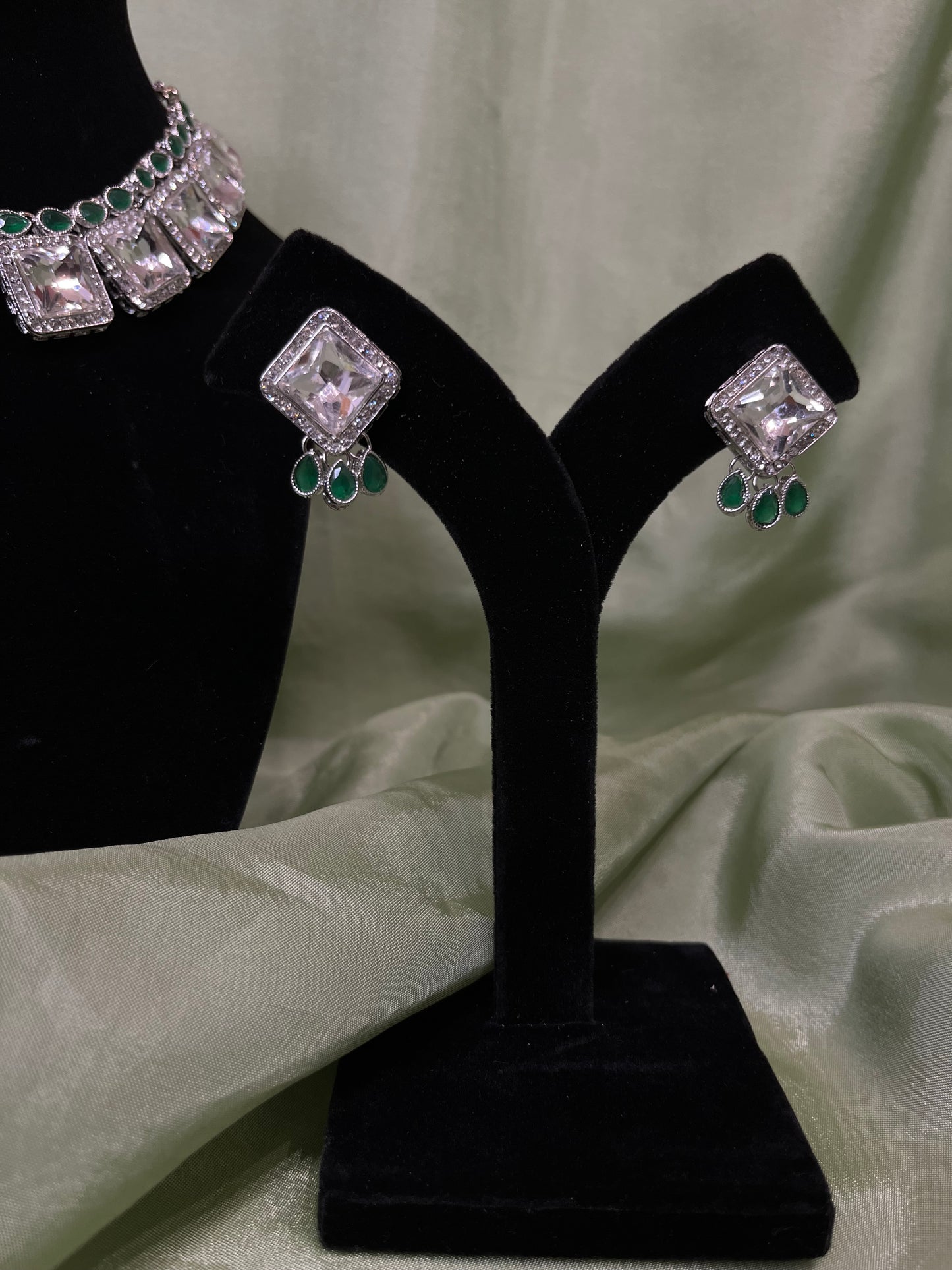 Emerald green American diamond set