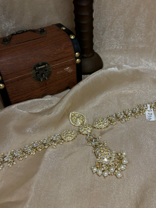 White kundan sheeshphool (headband)