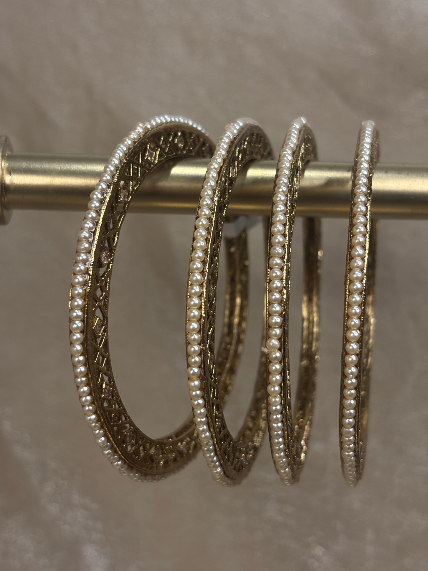 Pearl detail kare