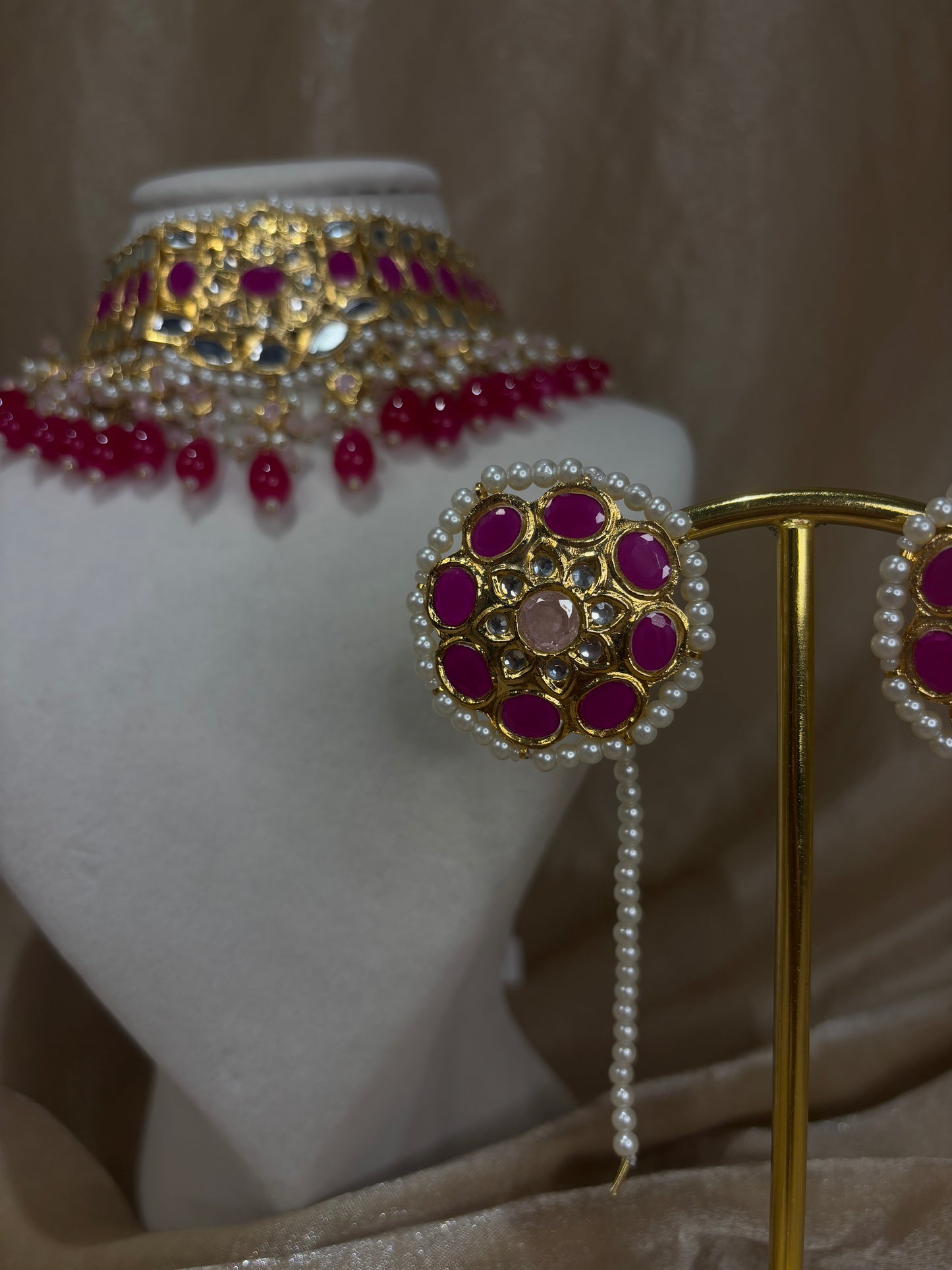 Hot pink thappa kundan choker