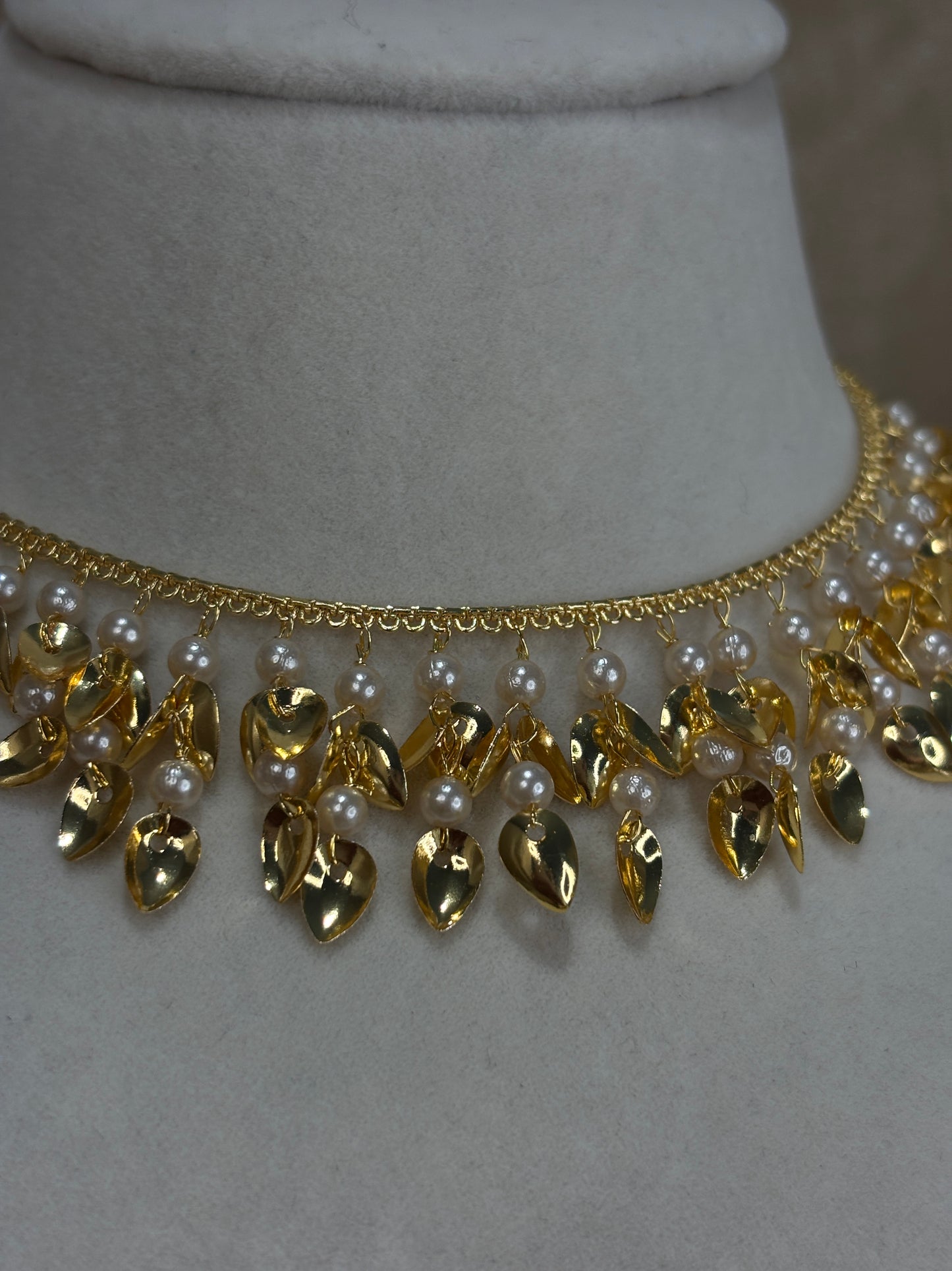 Small jadau necklace set