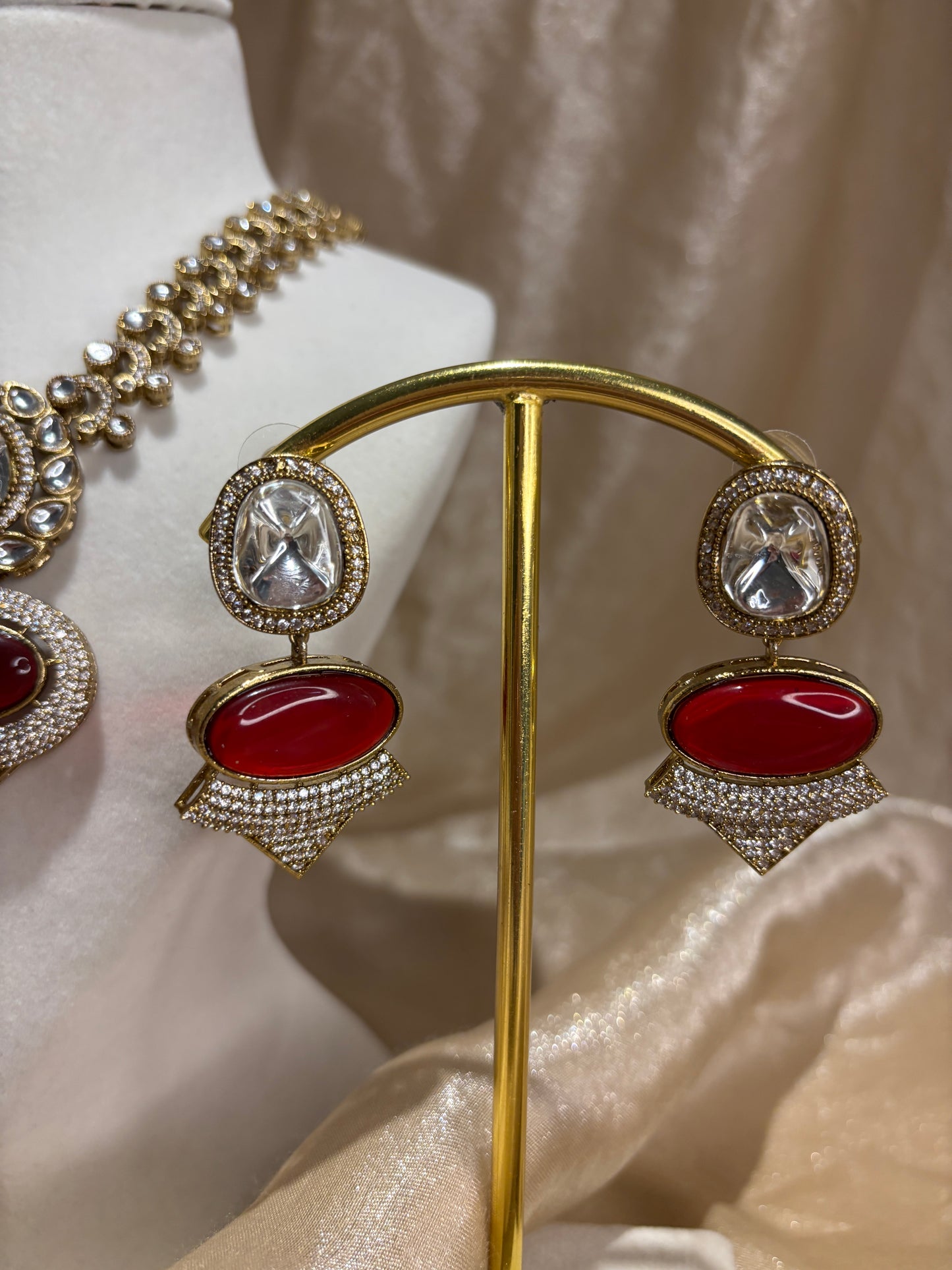 Red necklace set