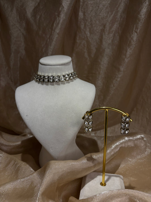 Tiyani kundan choker
