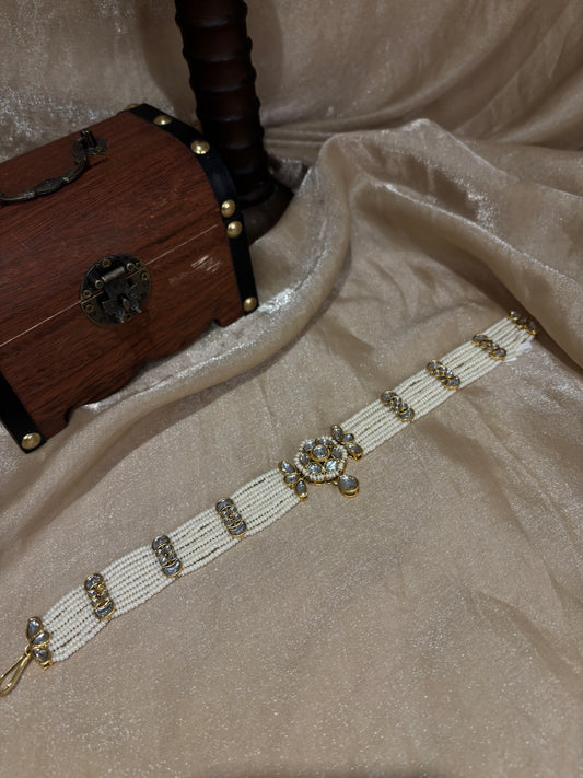 Kundan matha Patti