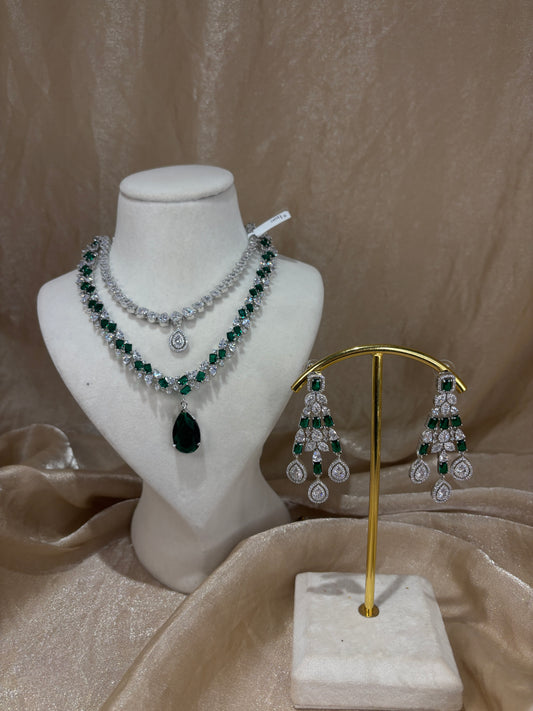 Emerald green necklace set