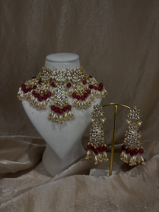 Heavy maroon choker set