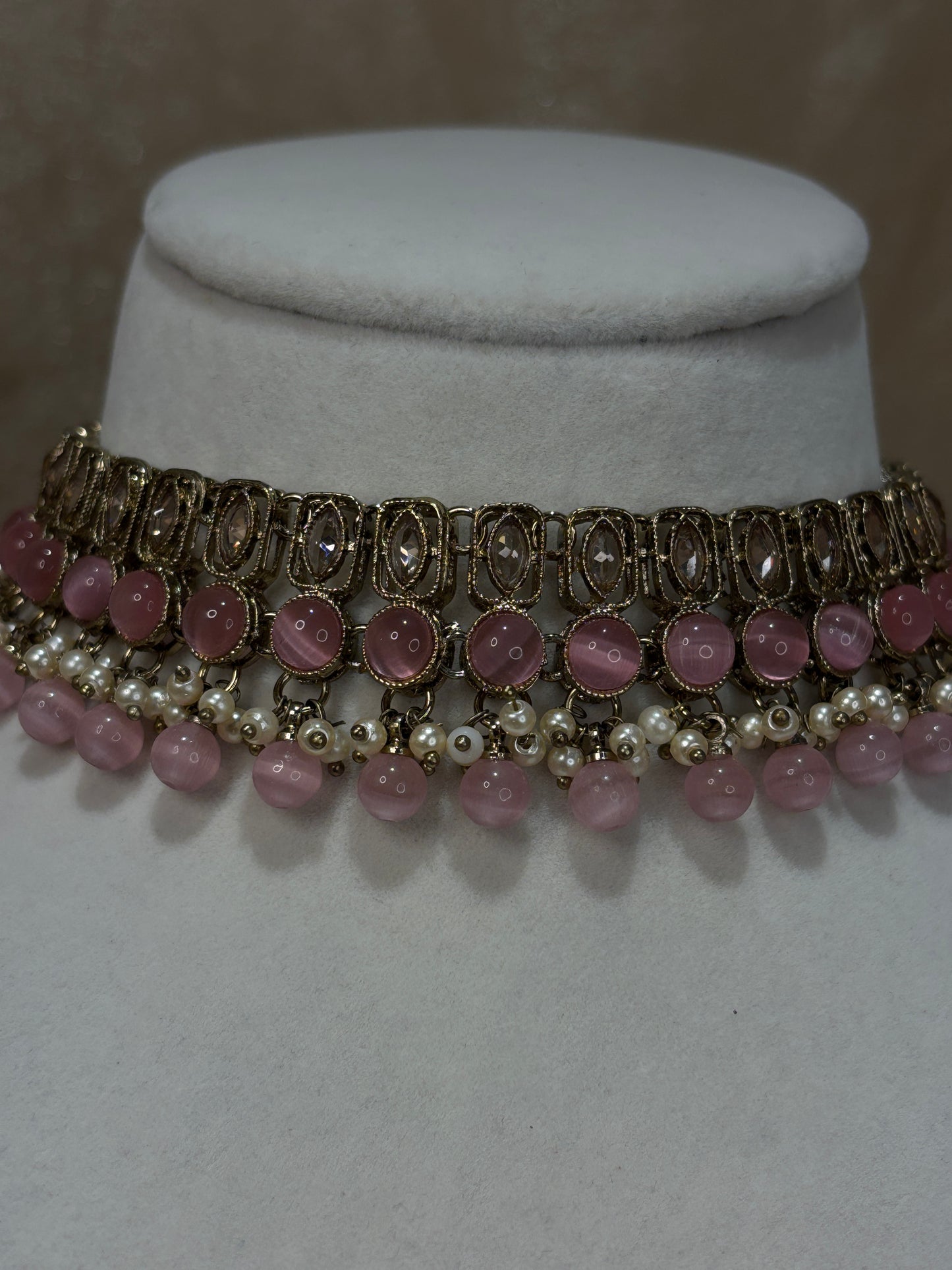 Baby pink choker set
