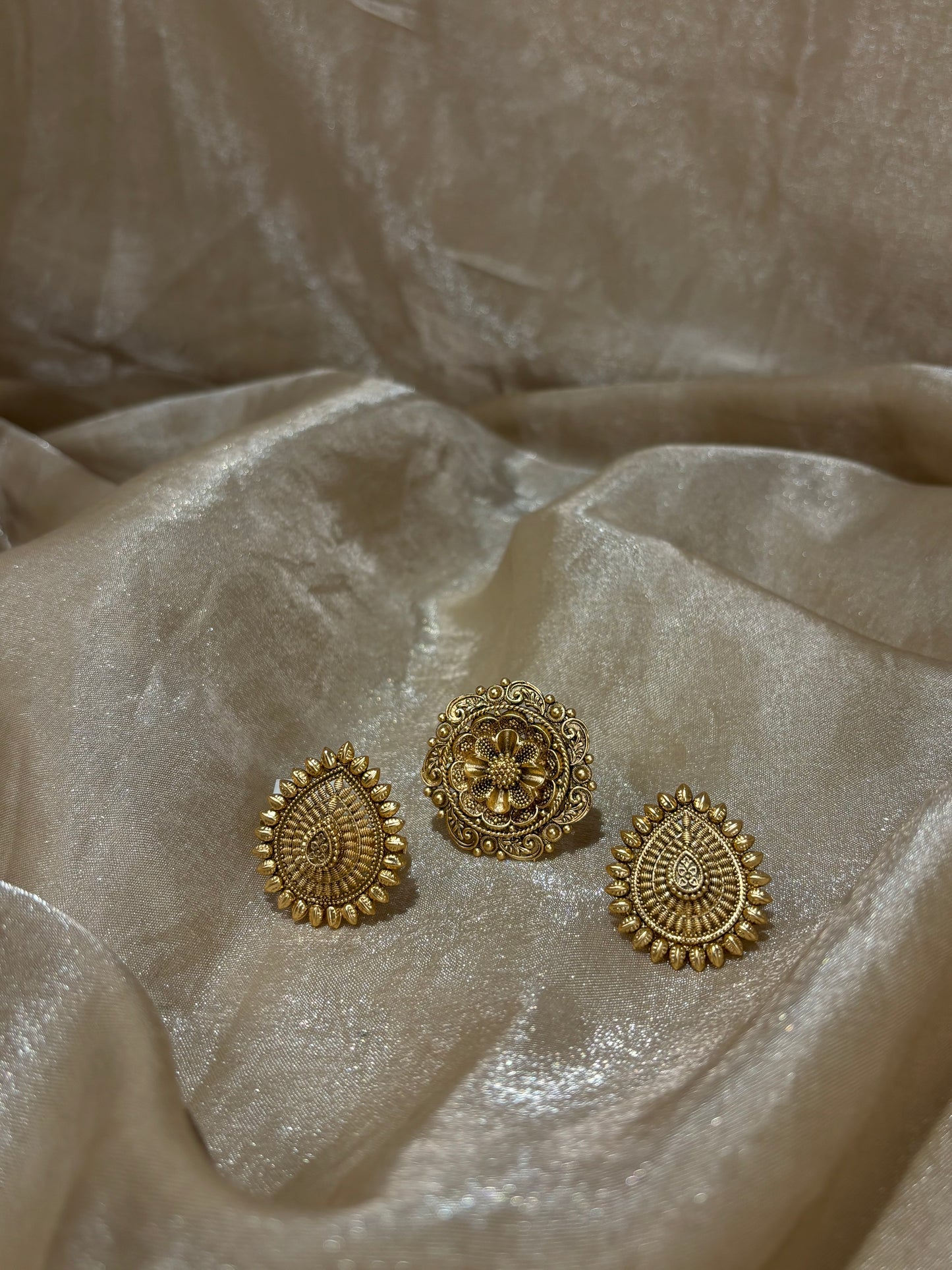 Antique gold rings
