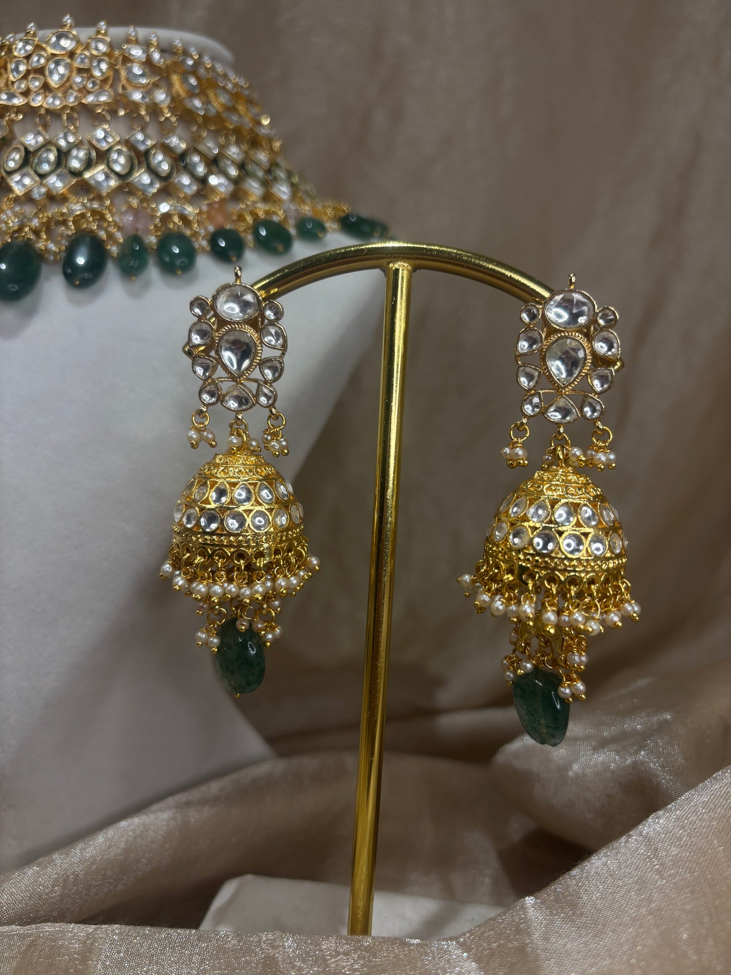 Emerald green heavy choker set