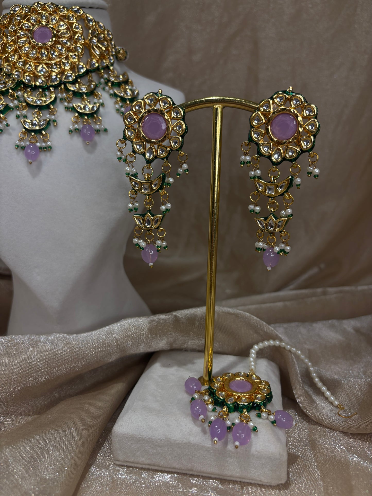 Lavender kundan choker set