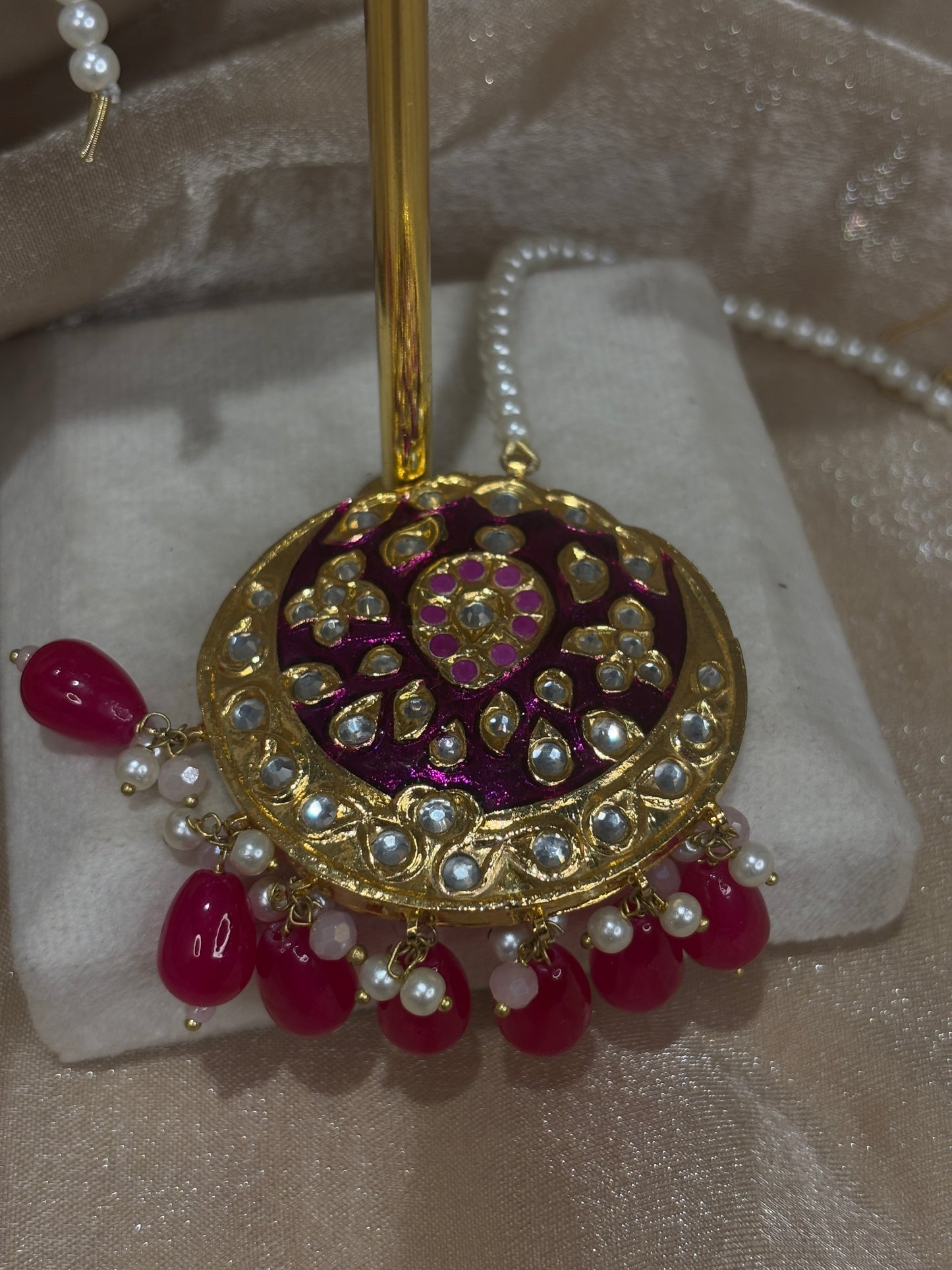 Hot pink thappa kundan choker