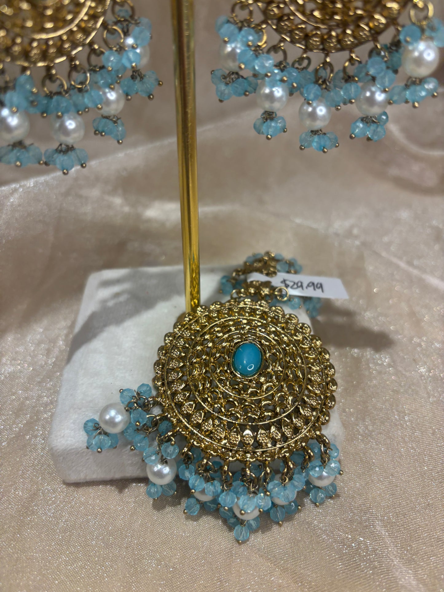 Baby blue earring/tikka set
