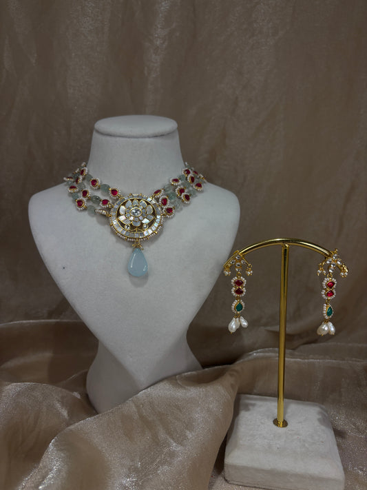 Red/mint green necklace set