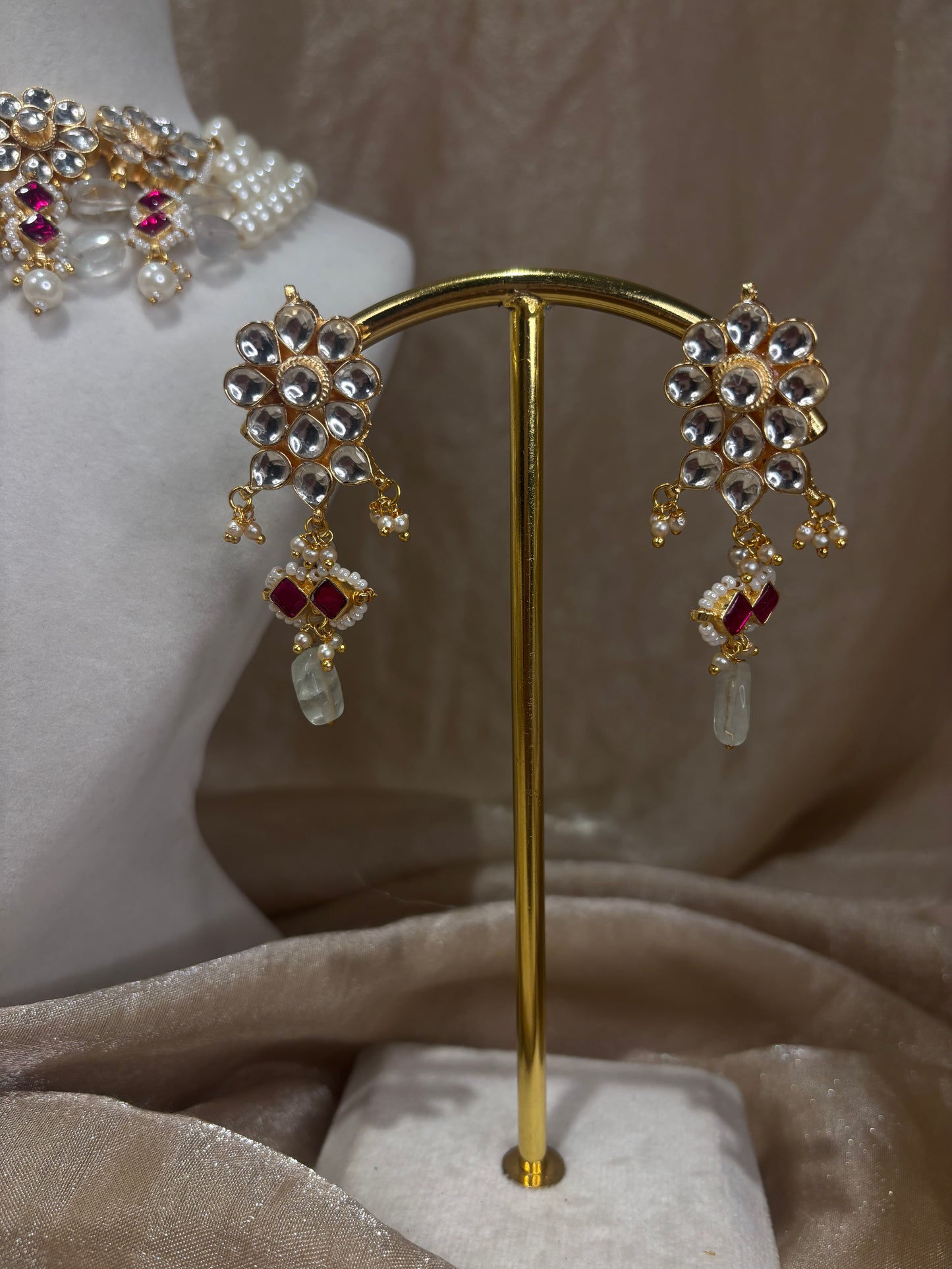 Pearl necklace set