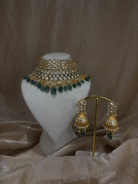 Emerald green heavy choker set