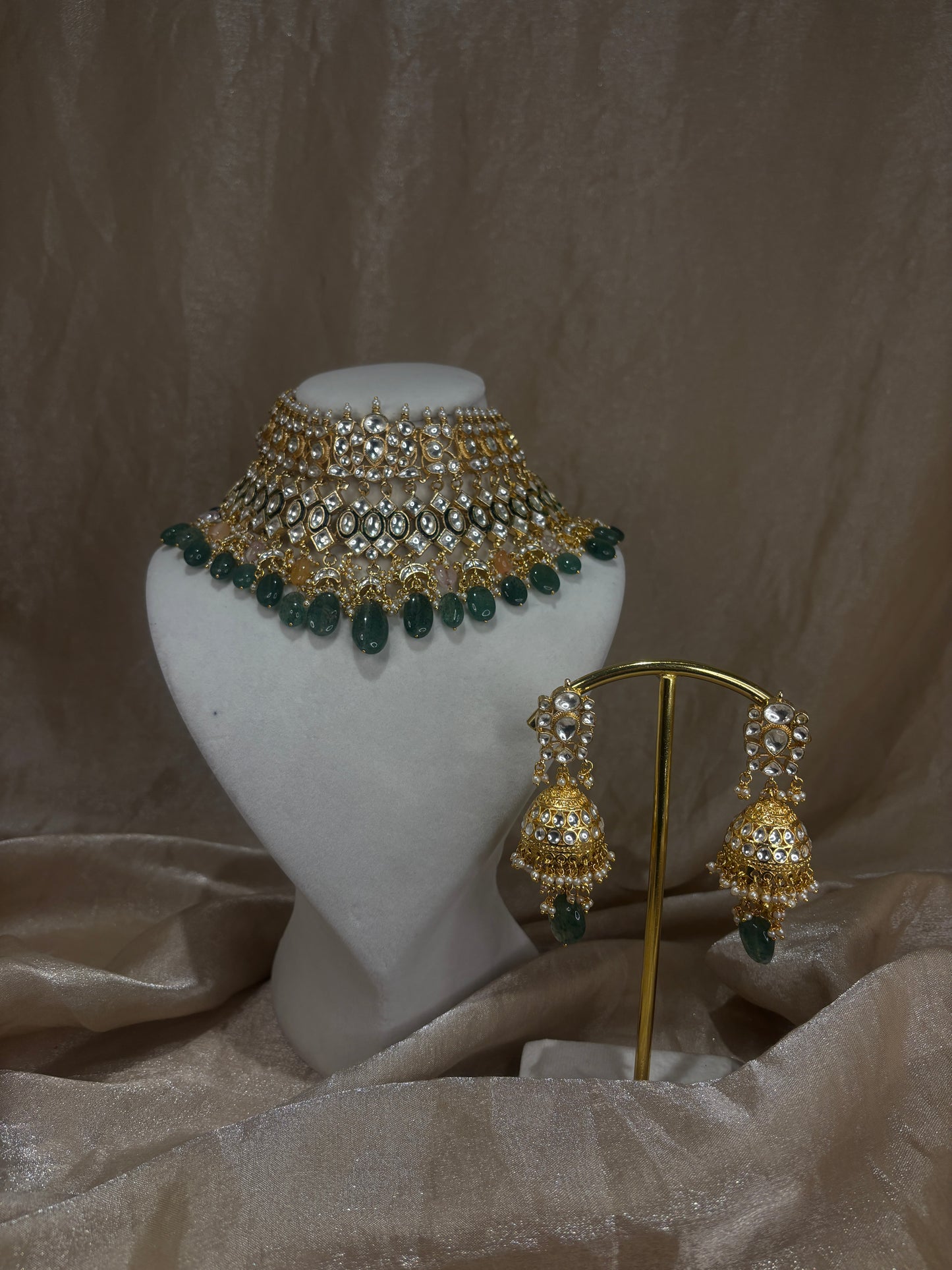 Emerald green heavy choker set