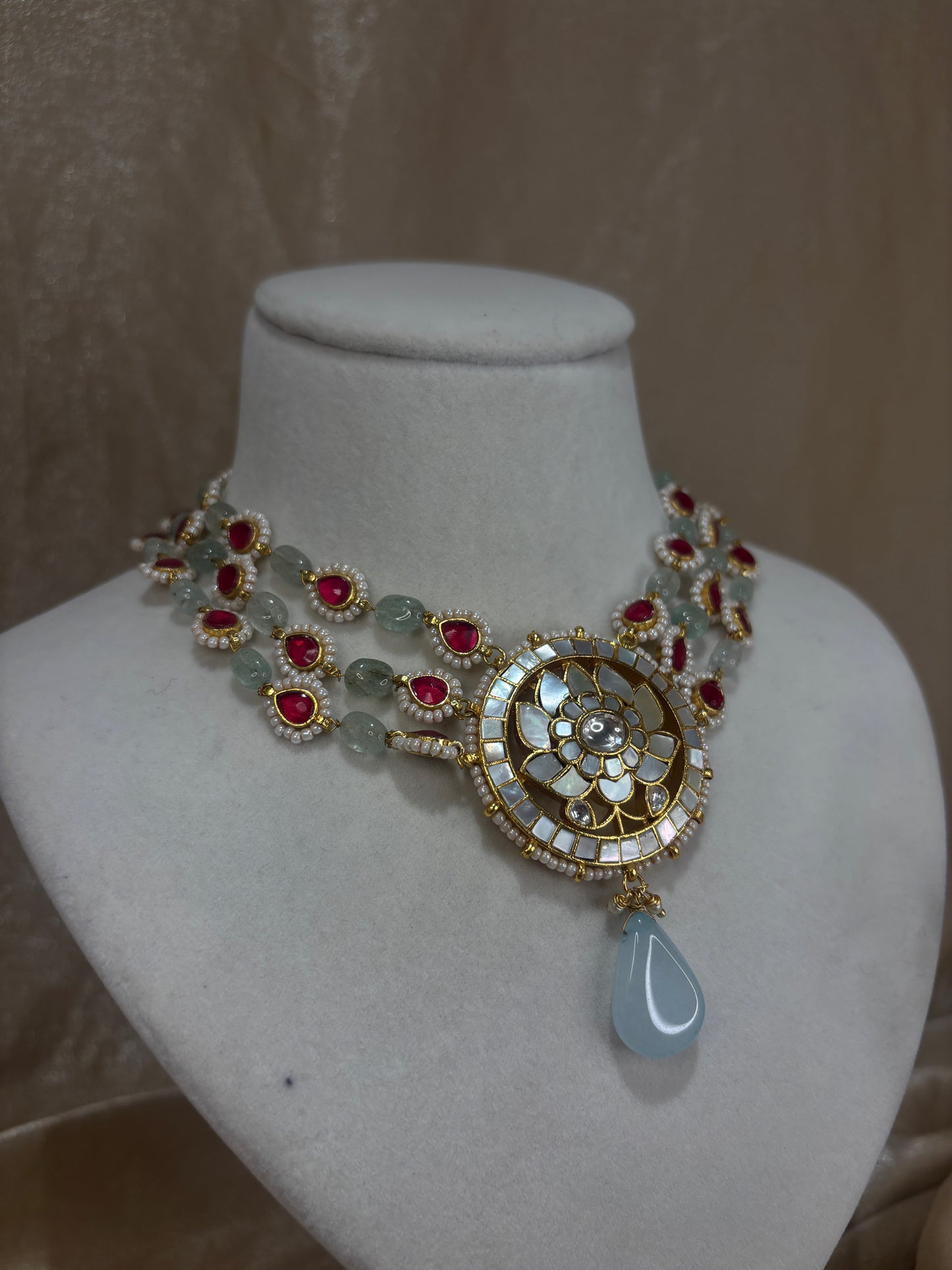 Red/mint green necklace set