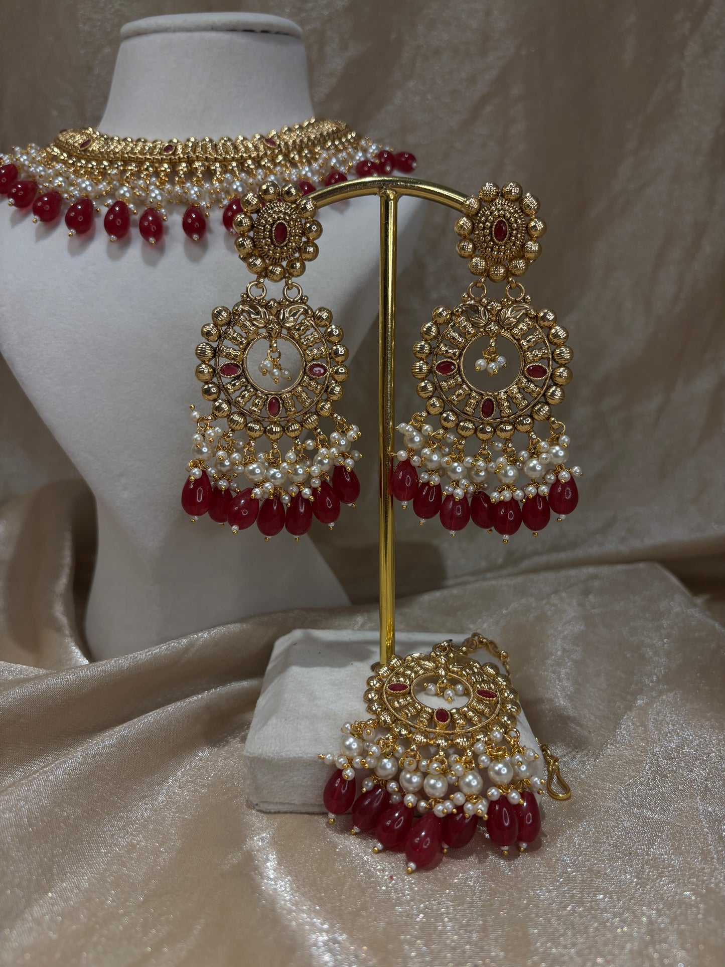 Maroon antique gold necklace set