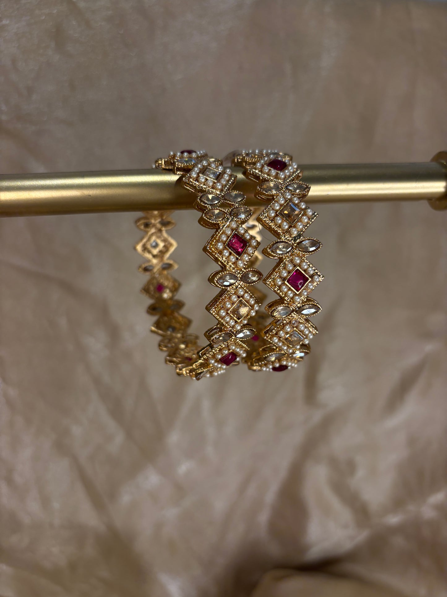 Antique gold kare