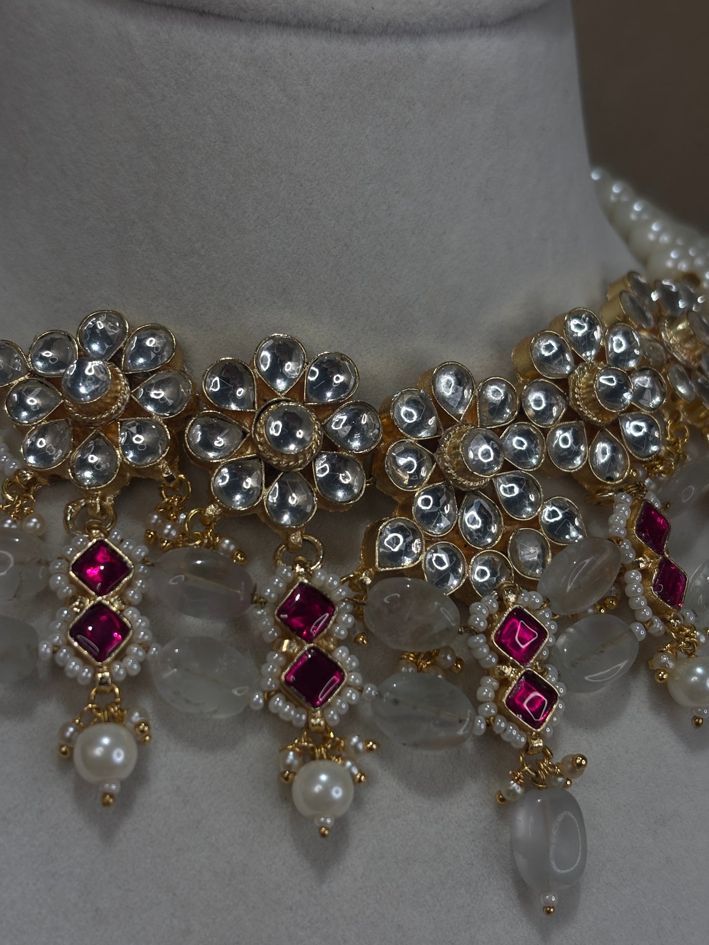 Pearl necklace set
