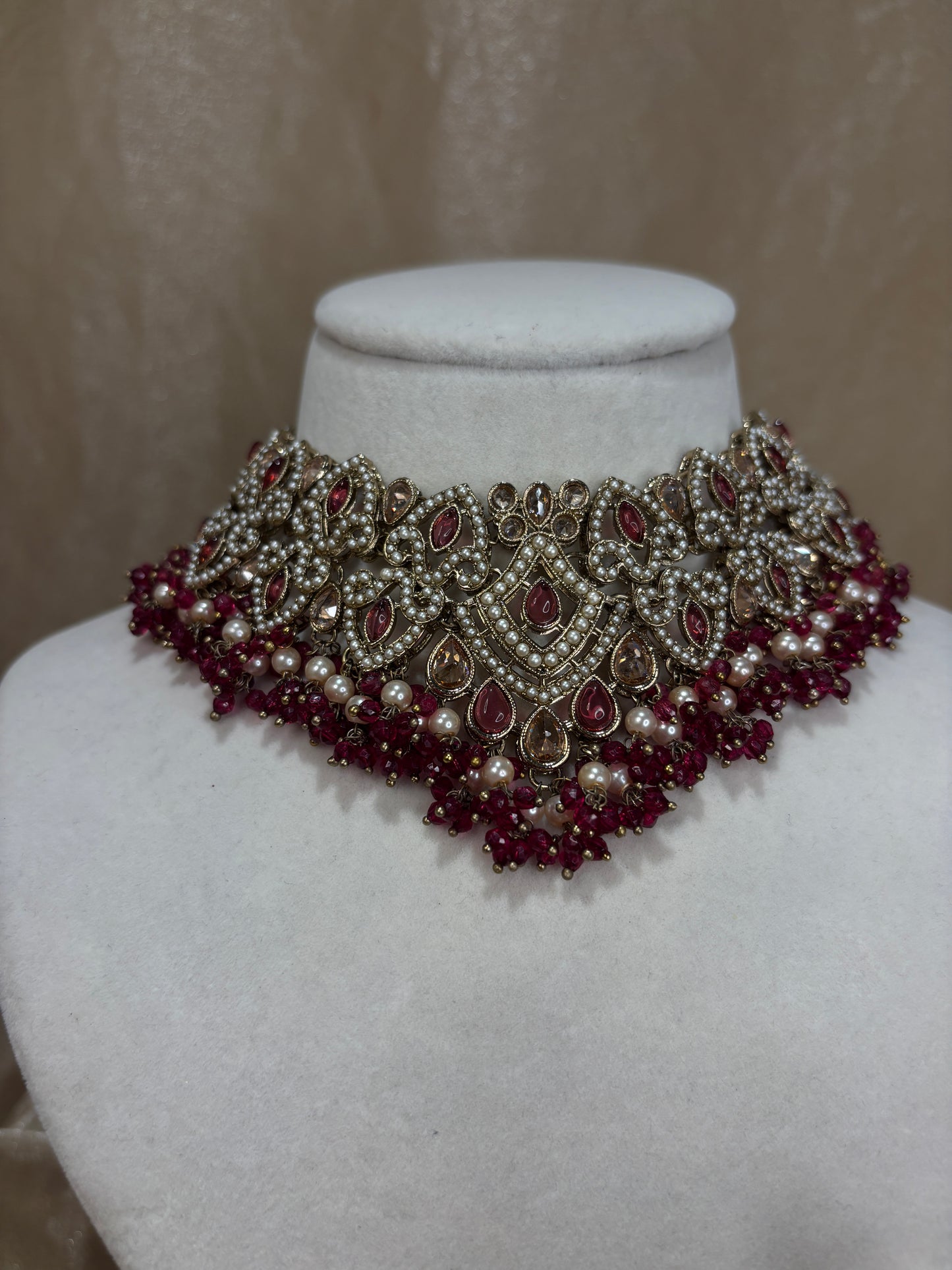 Red/purple choker set