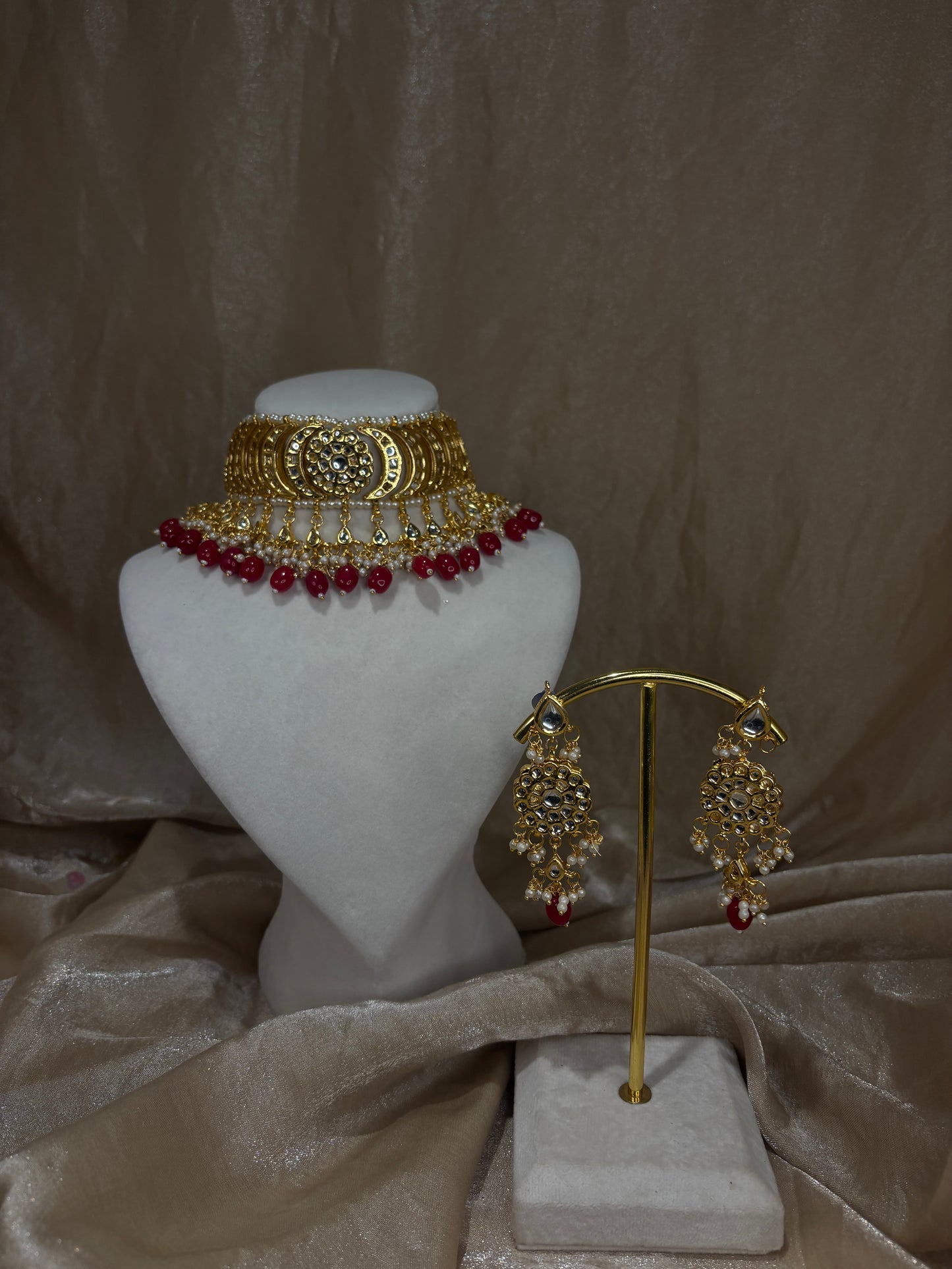 Red kundan choker set