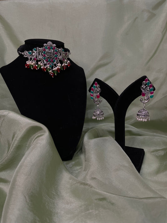 Oxidized multi-colour choker