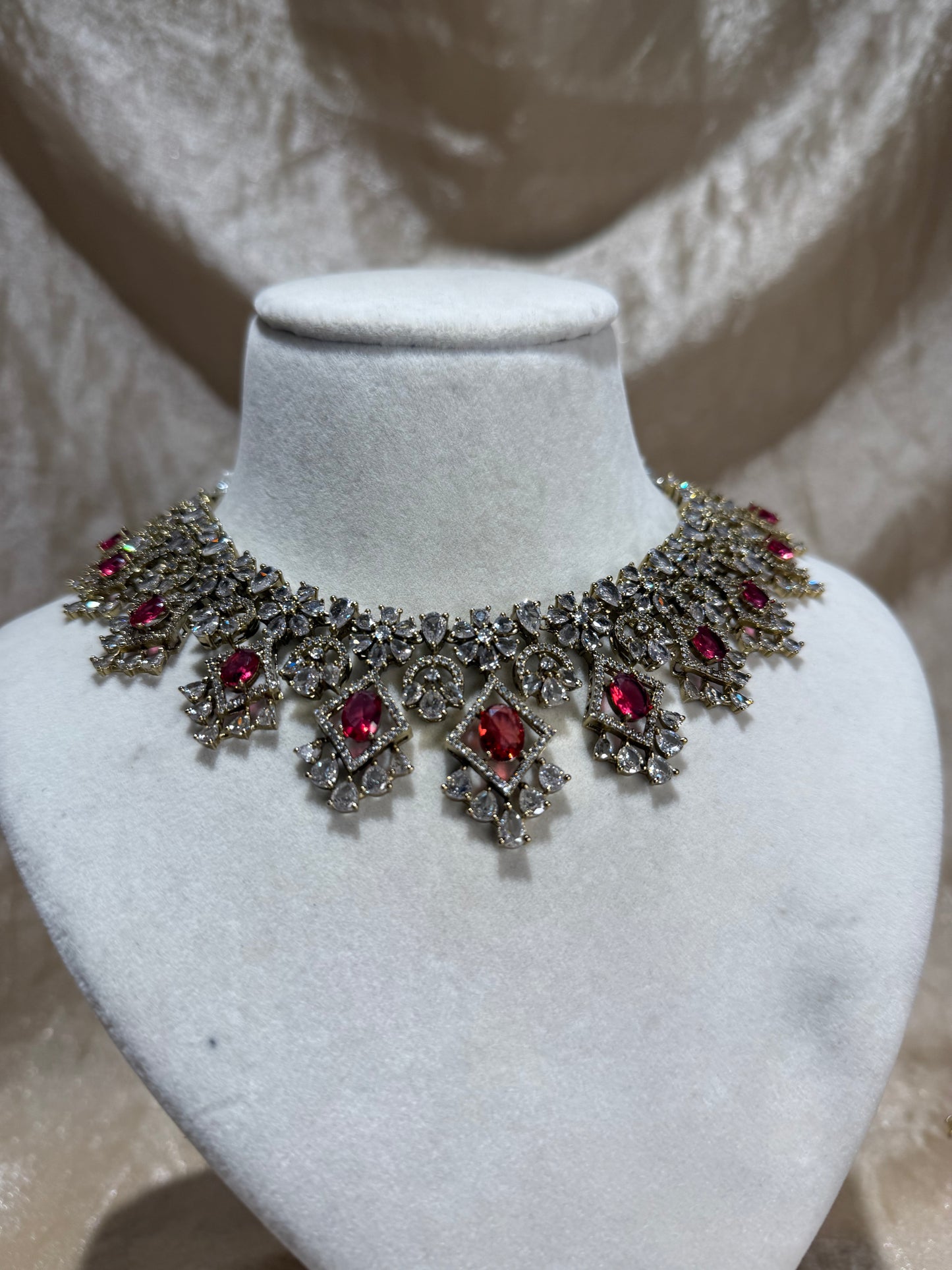 hot pink necklace set