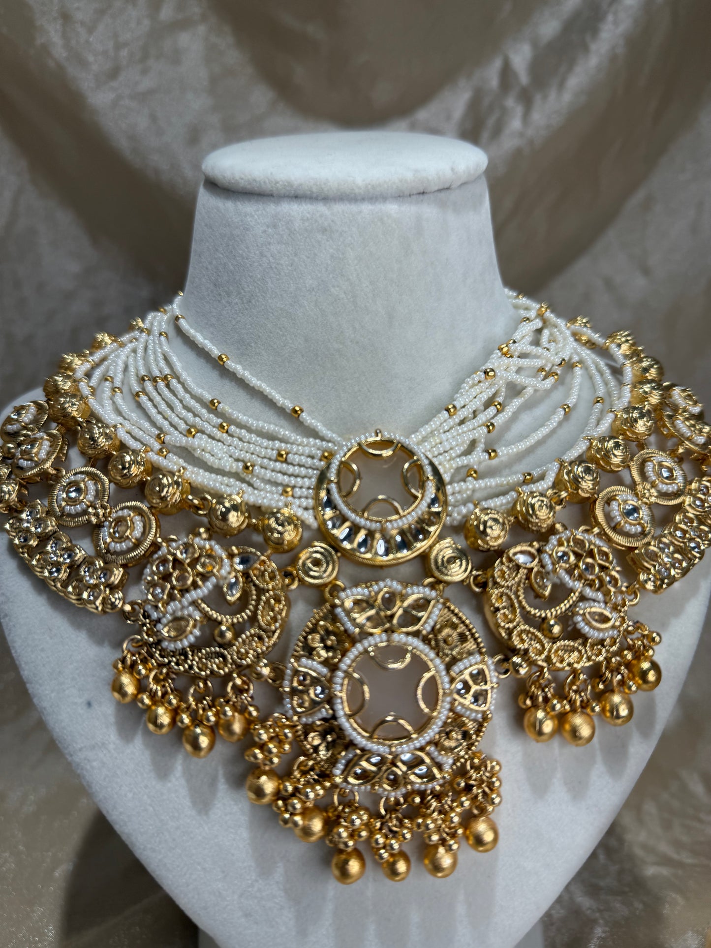 heritage necklace set