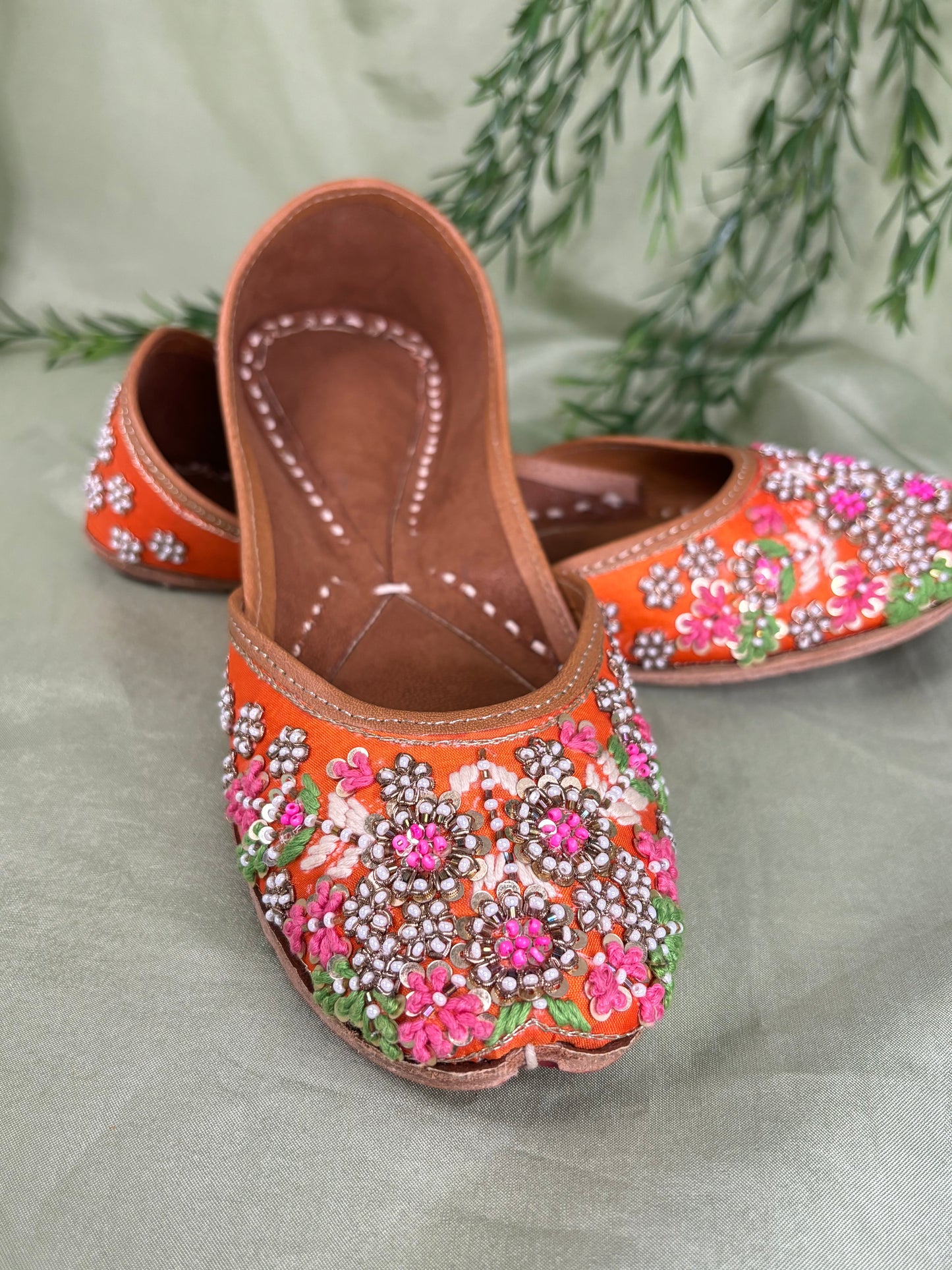 Orange pearl detail jutti