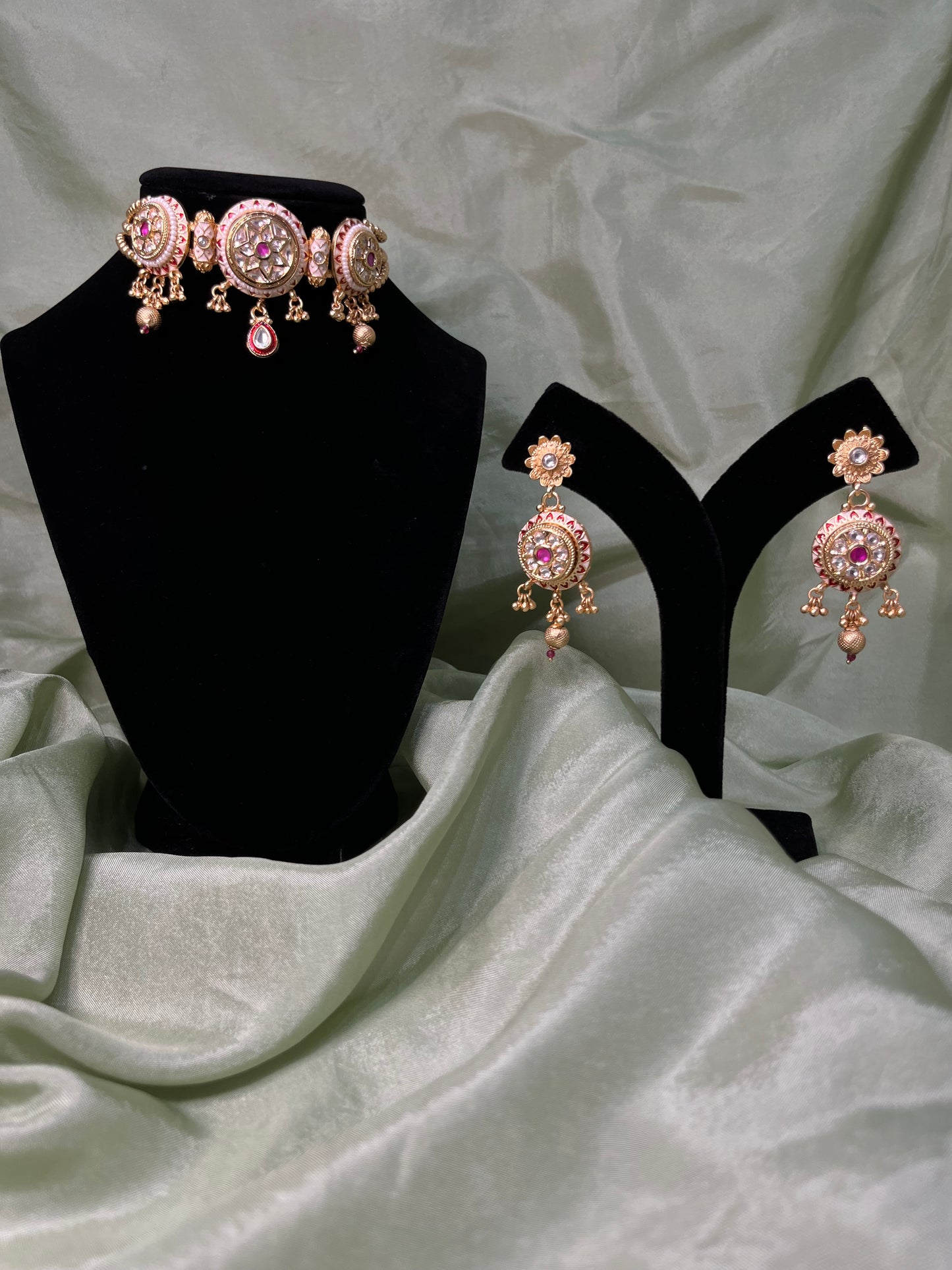 Hot pink Tiyani kundan choker set