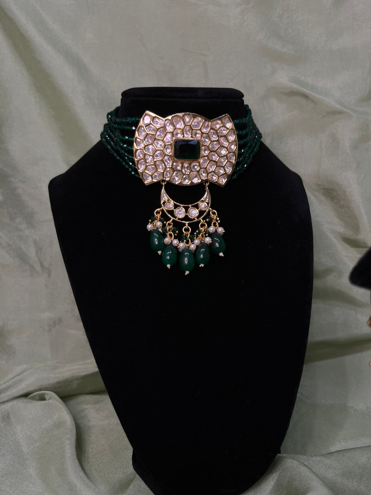 Emerald green Tiyani kundan choker set
