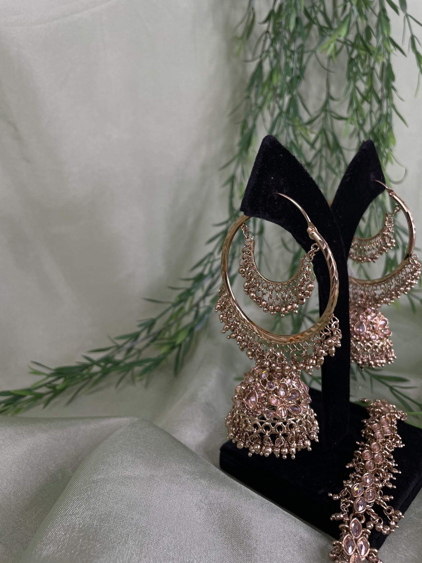 Gold jhumki/tikka set