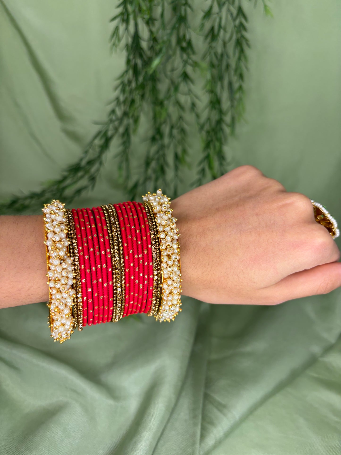 Red bindi bangle set