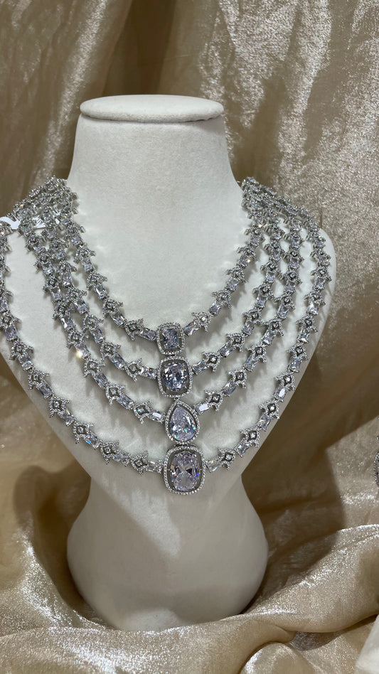 heavy statement necklace