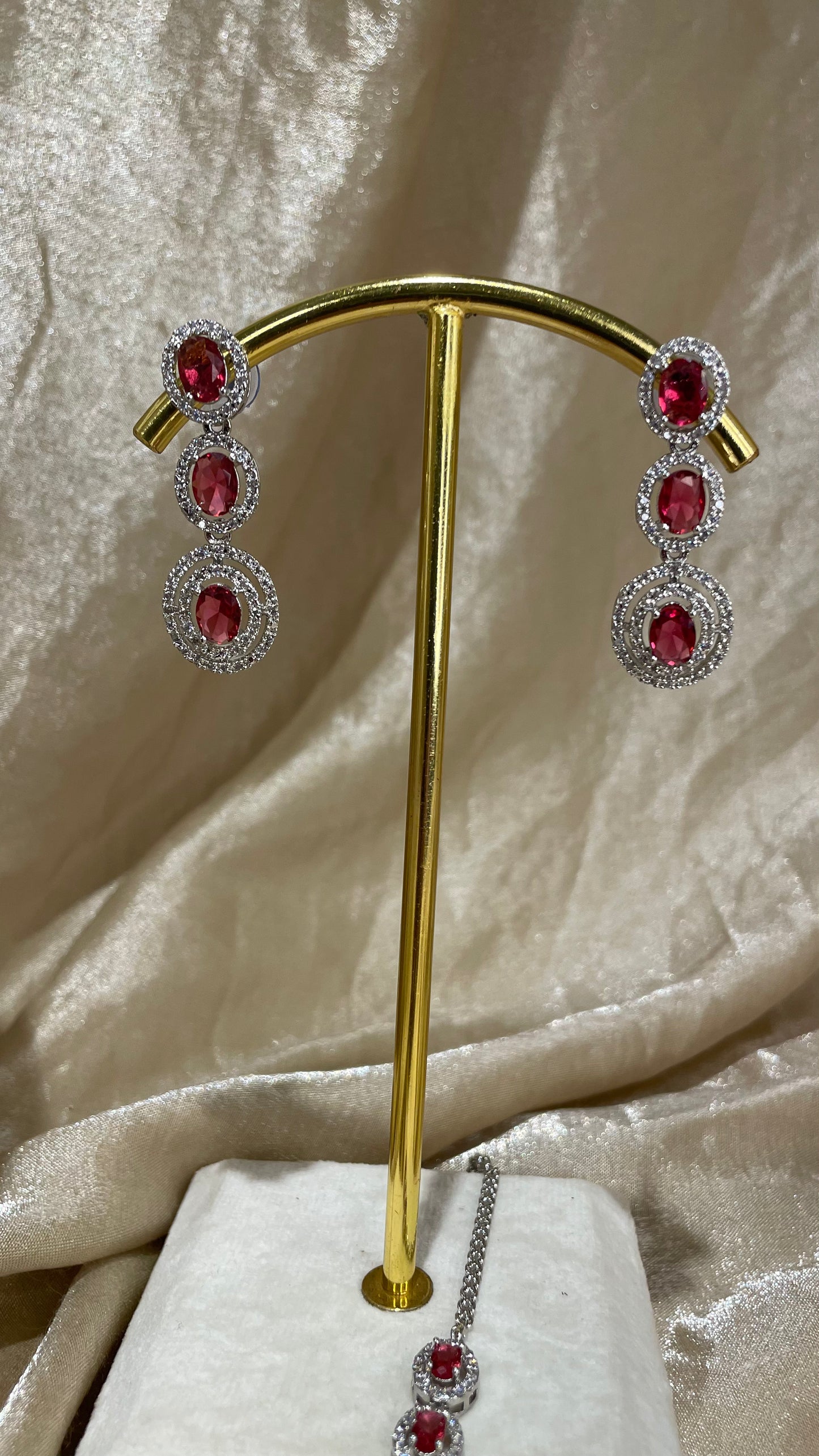 red necklace set