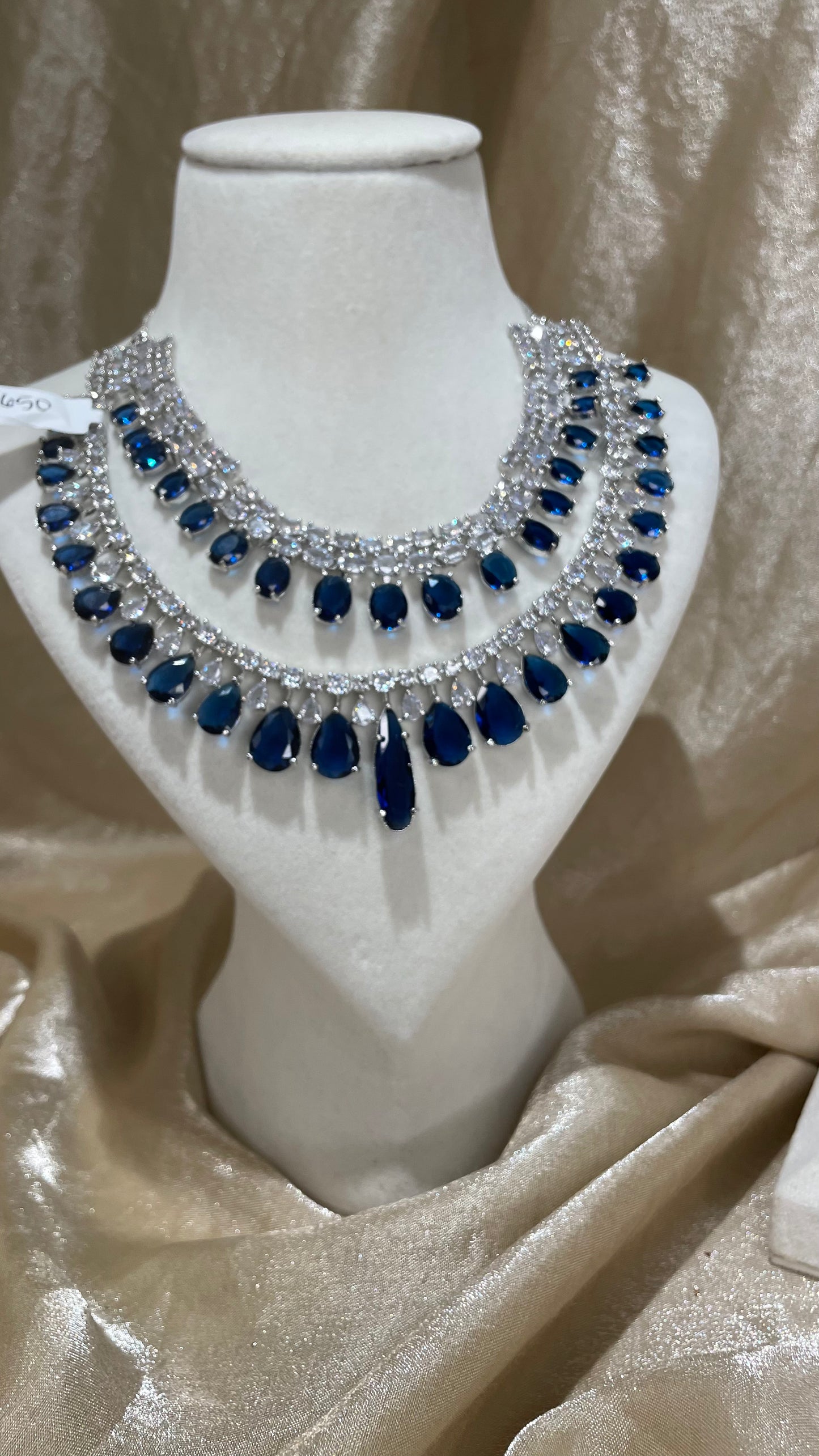 navy blue necklace set