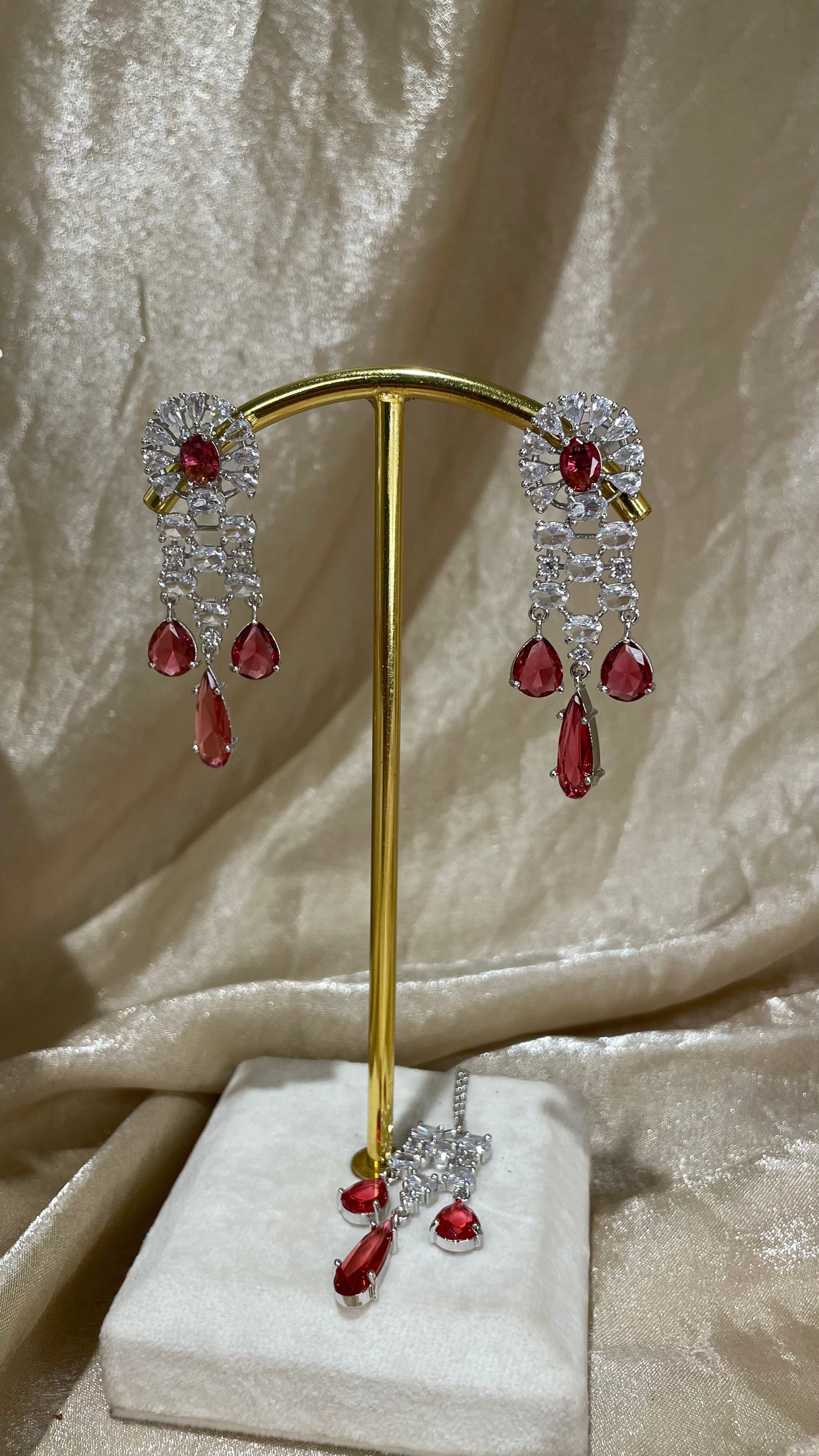 red necklace set