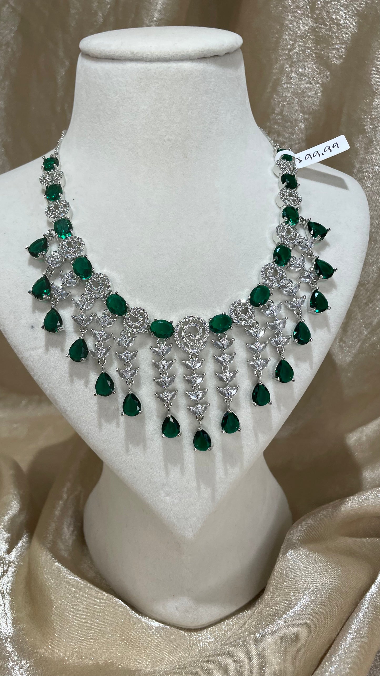 emerald green necklace set