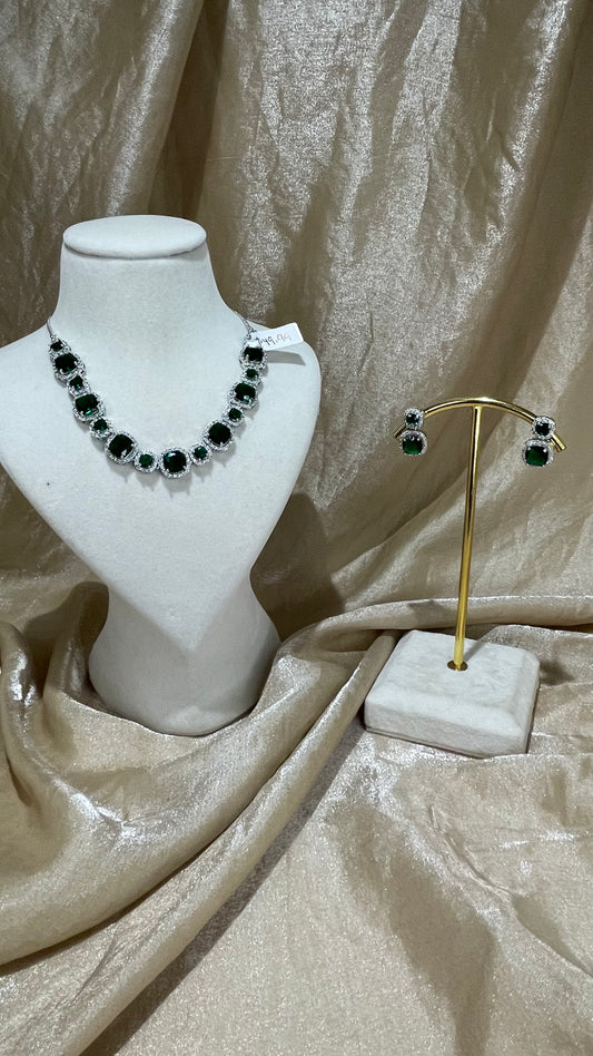 emerald green necklace set