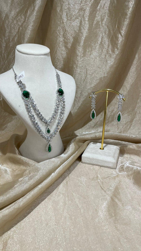 emerald green necklace set