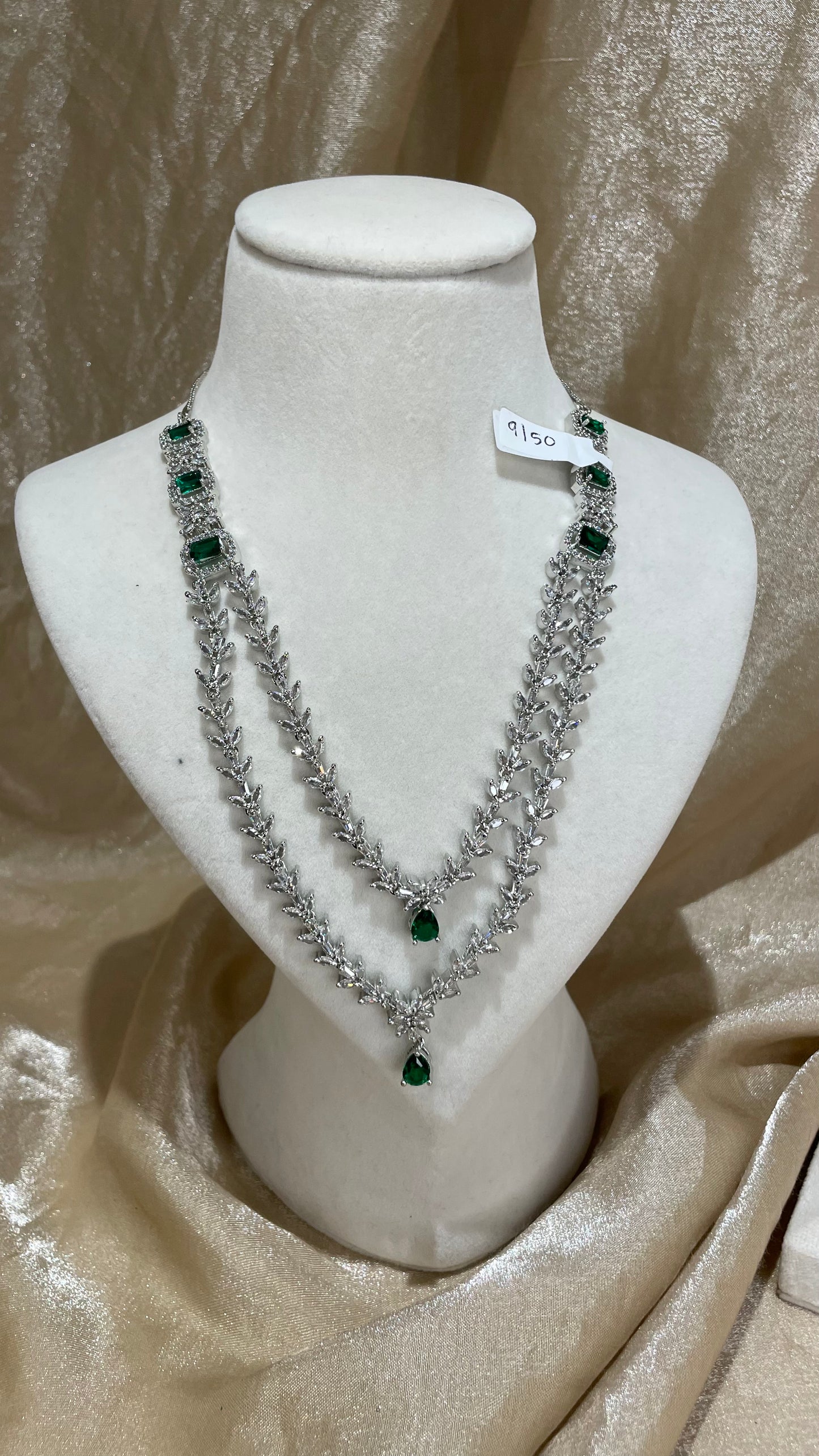 emerald green necklace set