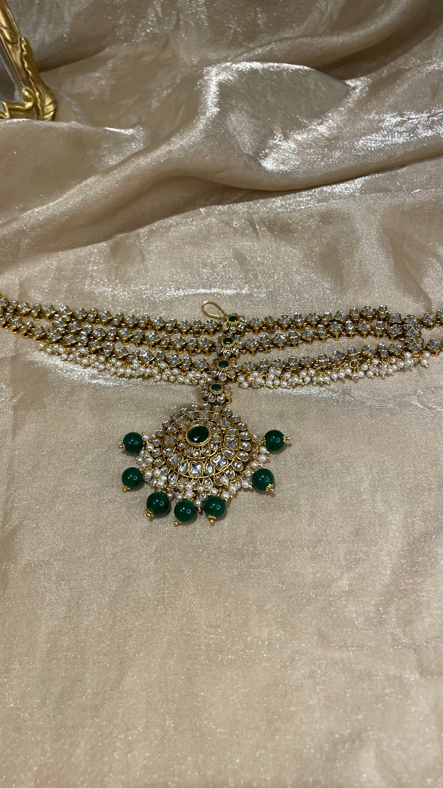 emerald green matha patti