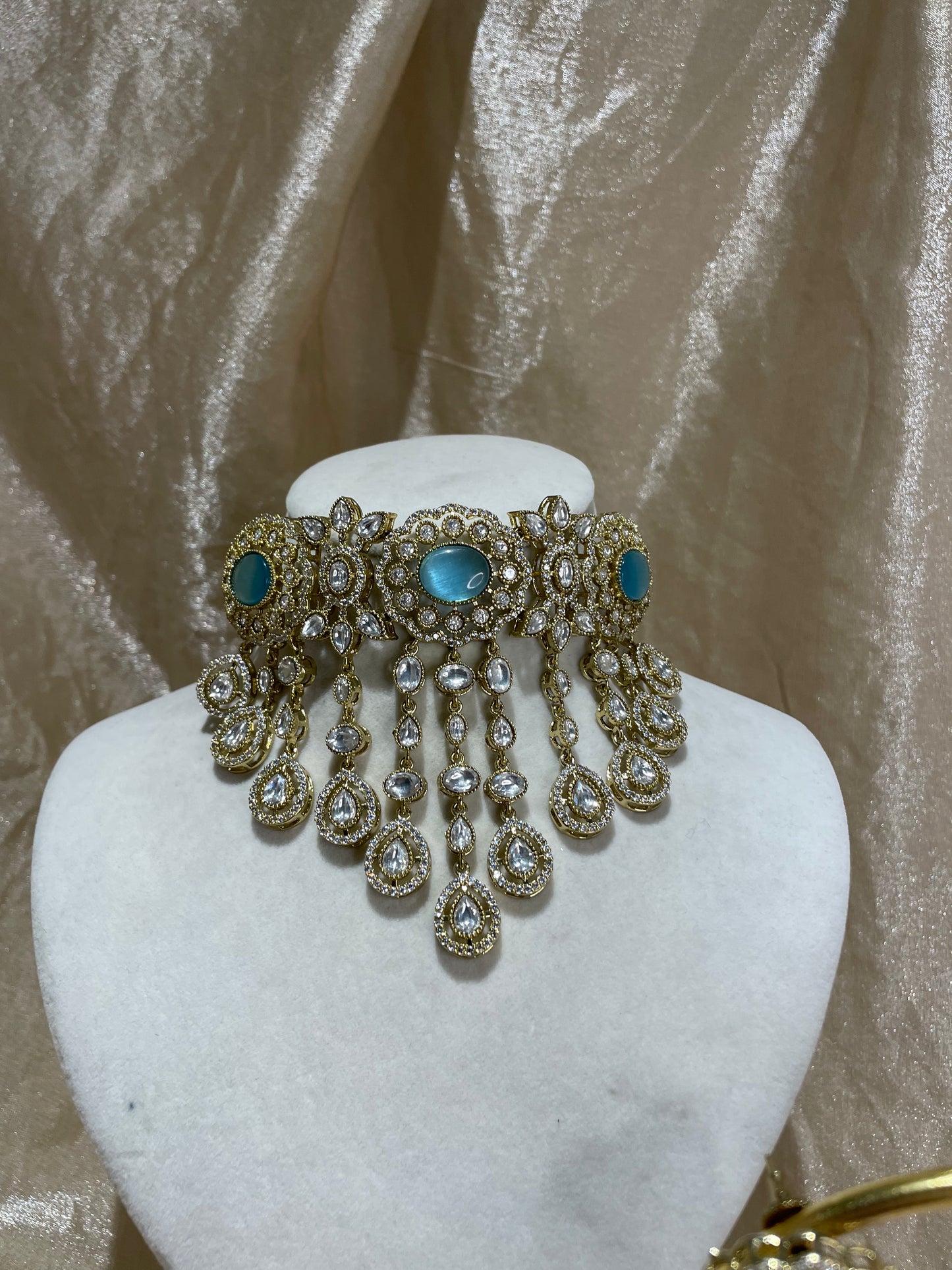 light blue choker set