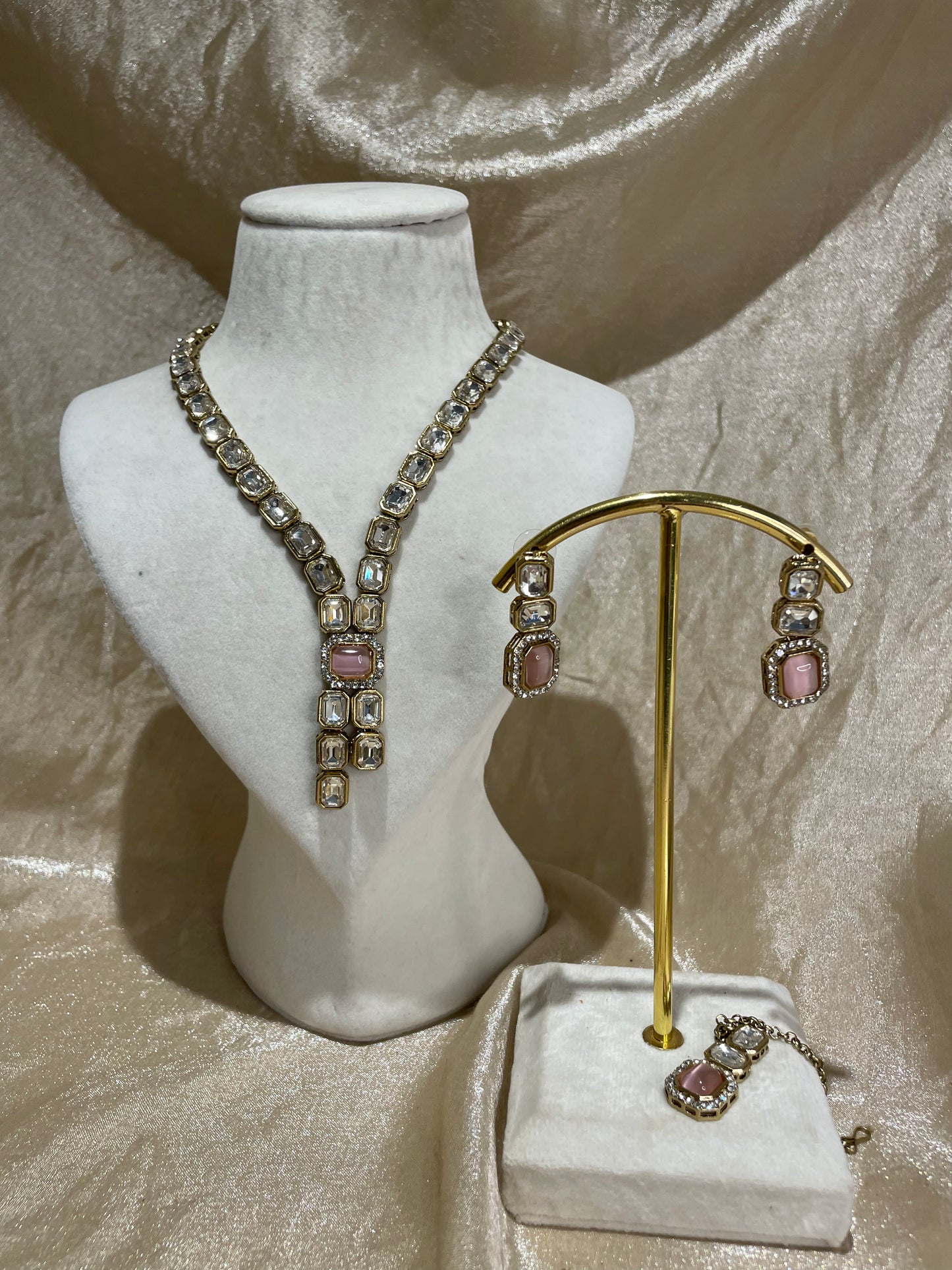 baby pink necklace set