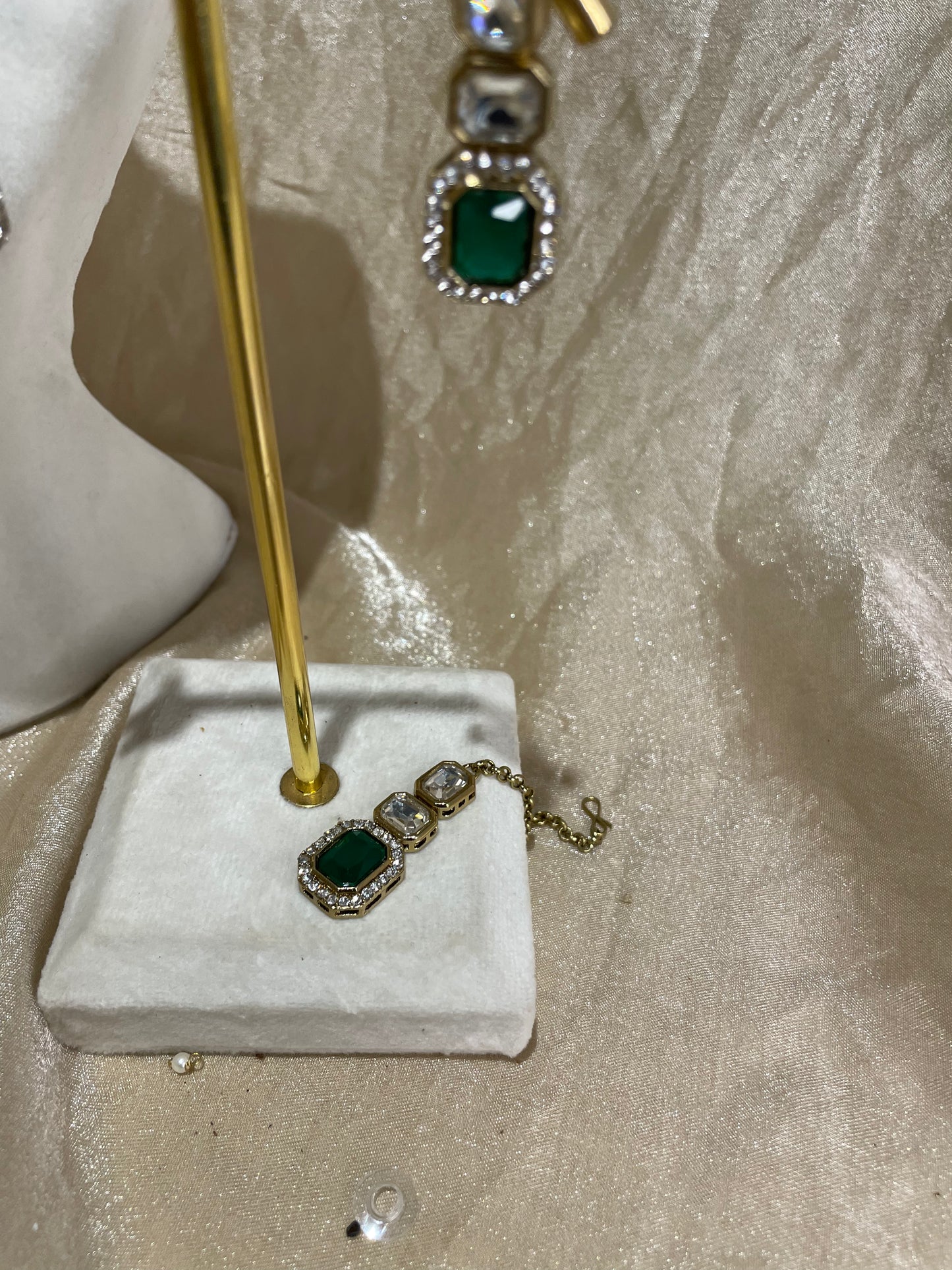 emerald green necklace set
