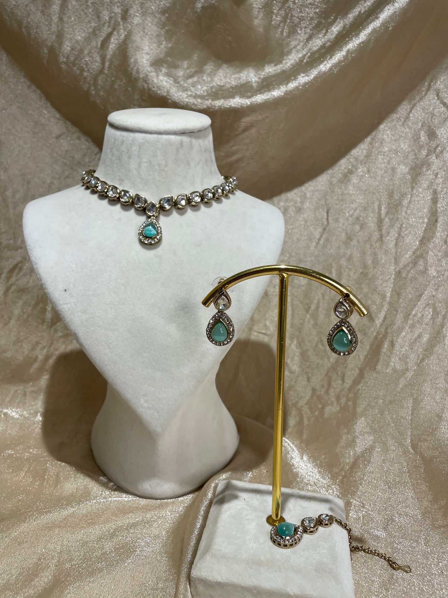 sea green necklace set
