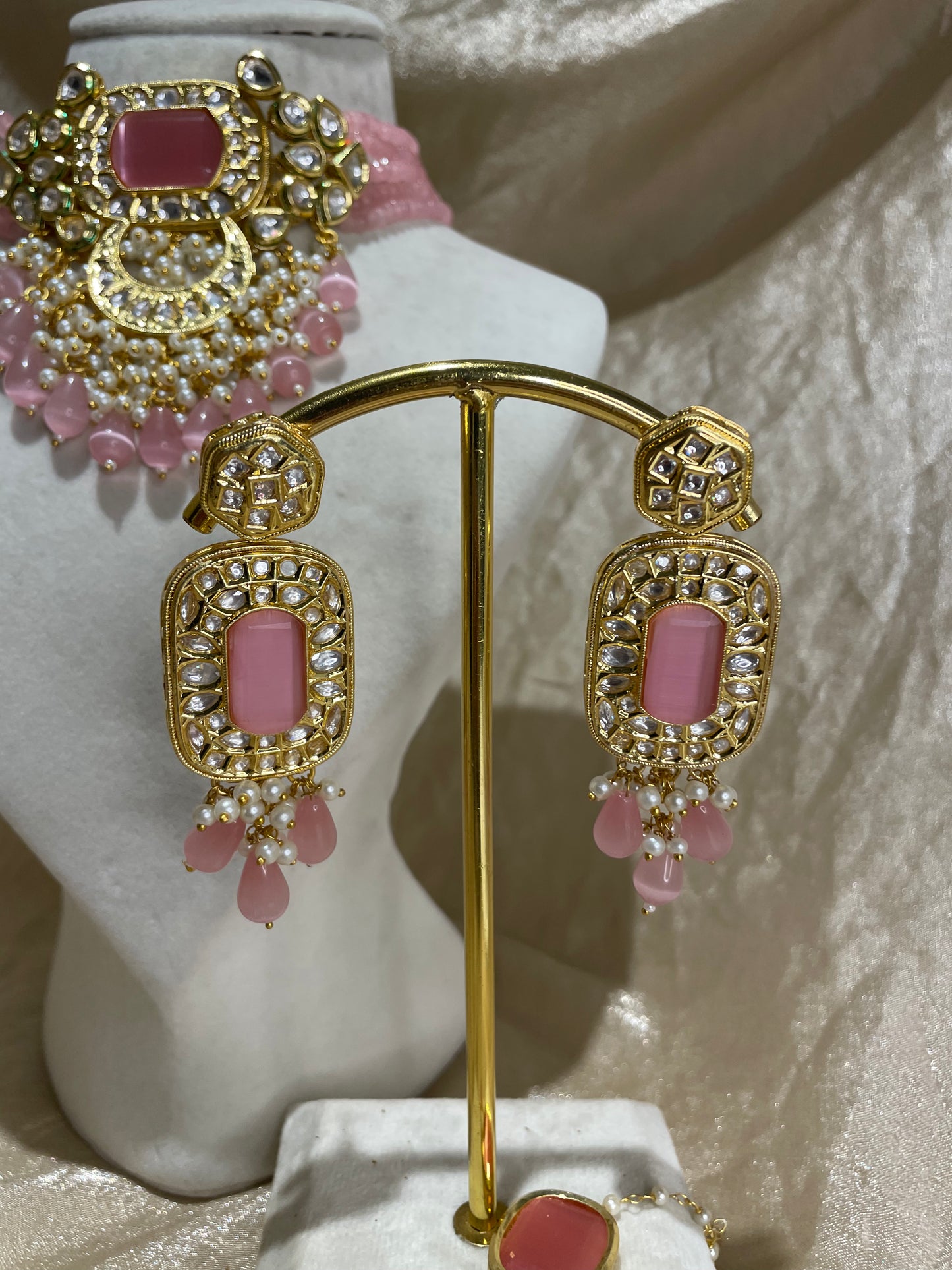 baby pink choker set