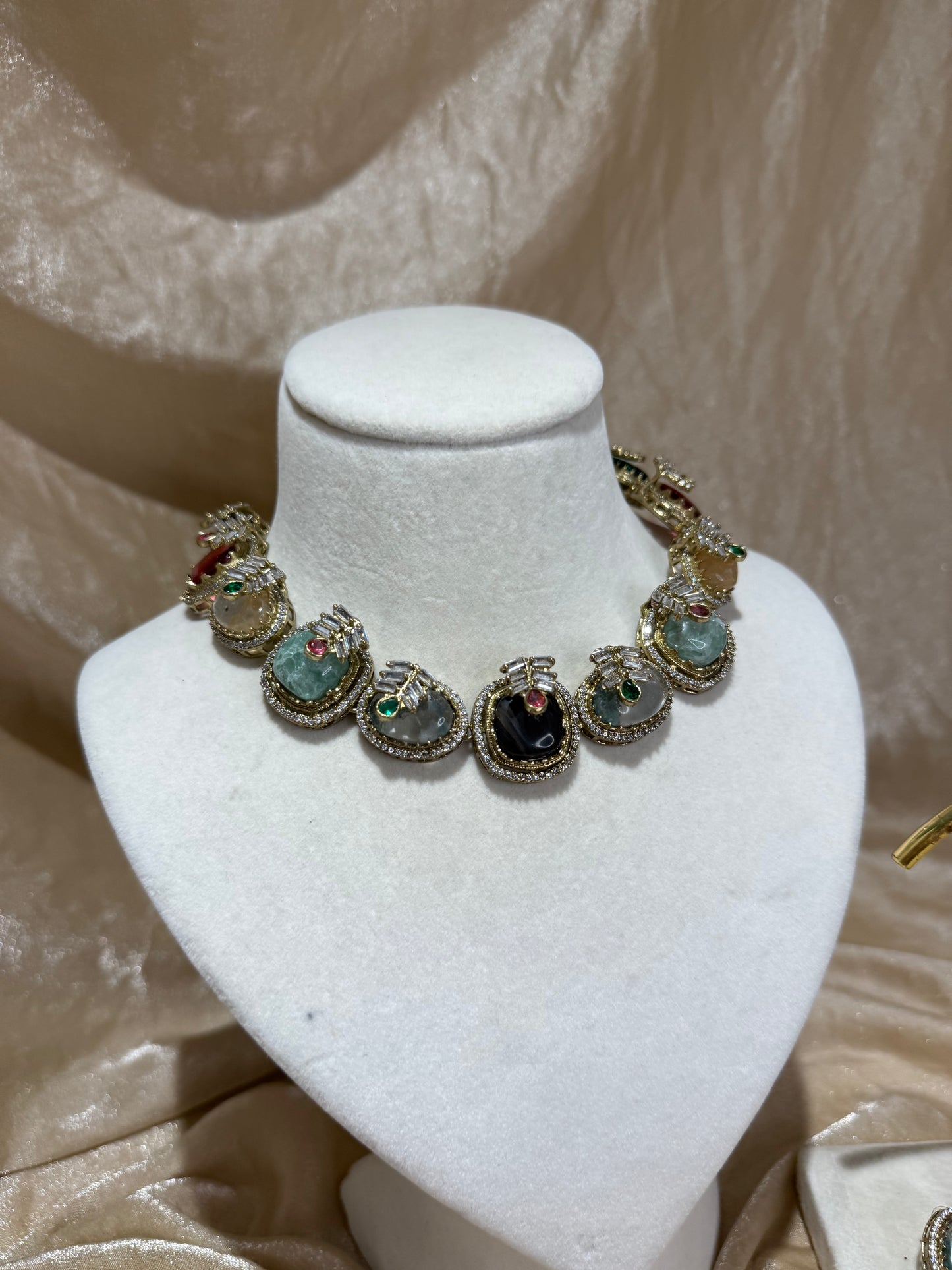 sabyasachi necklace