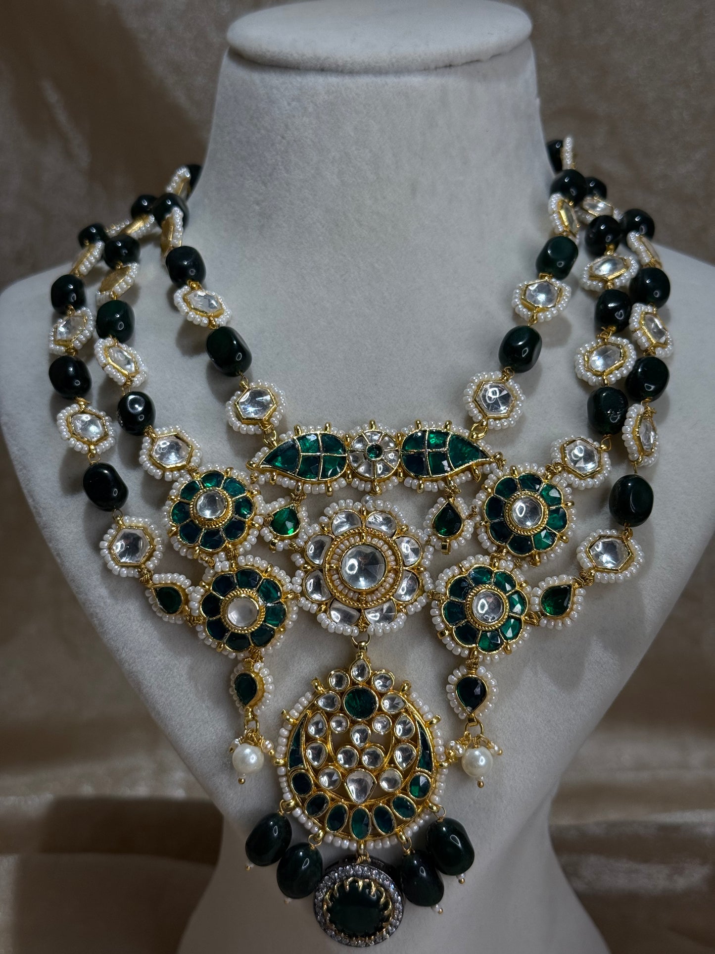 emerald green necklace set